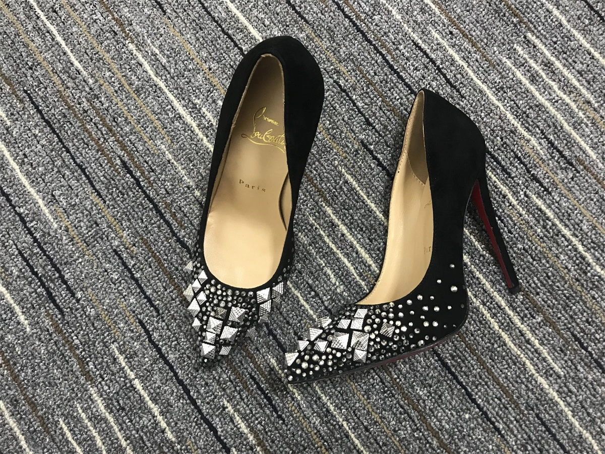 C*ristian L*uboutin Pump High Heels FashionForward 5339