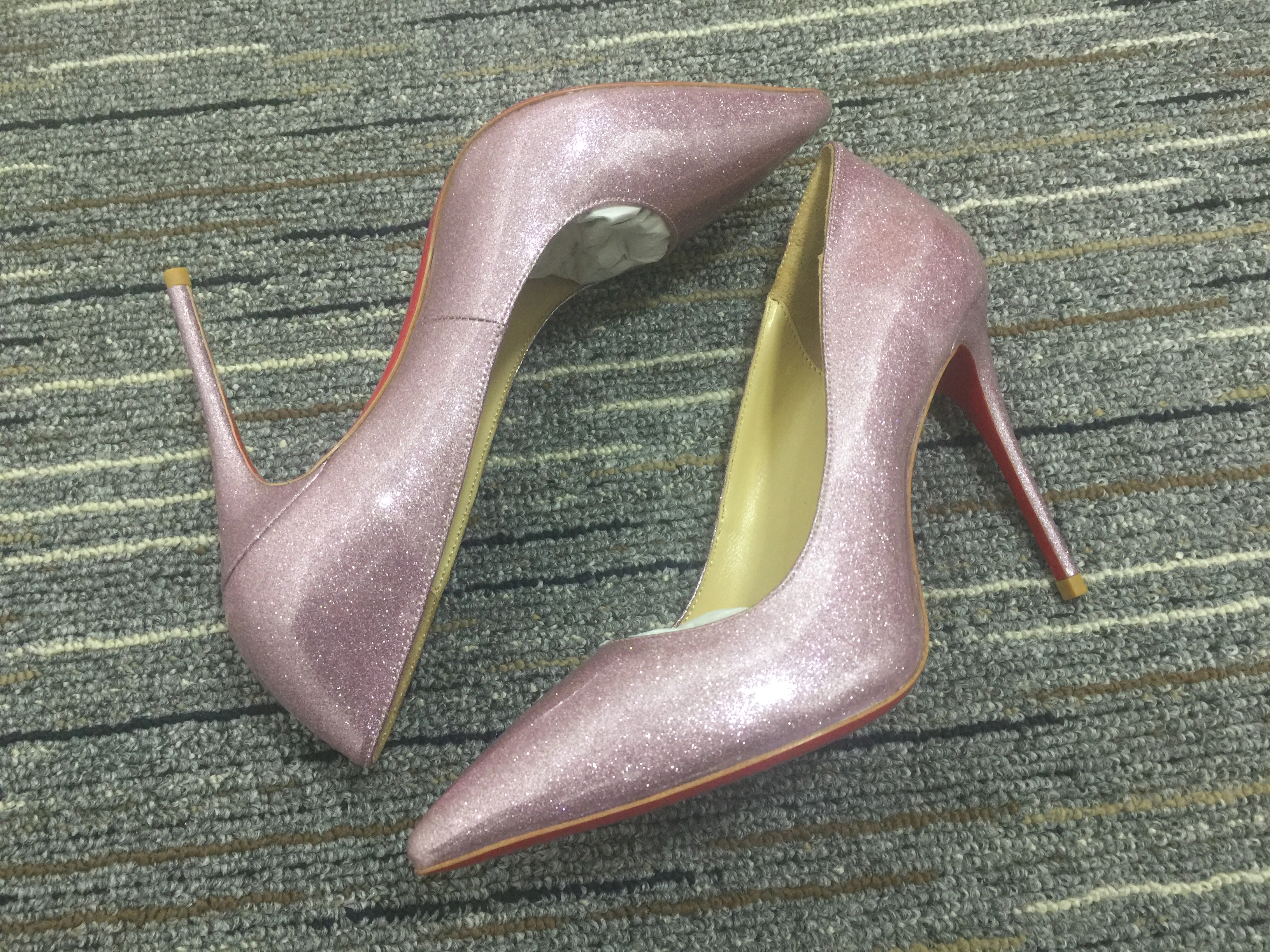 C*ristian L*uboutin Pump High Heels Sustainable 5345