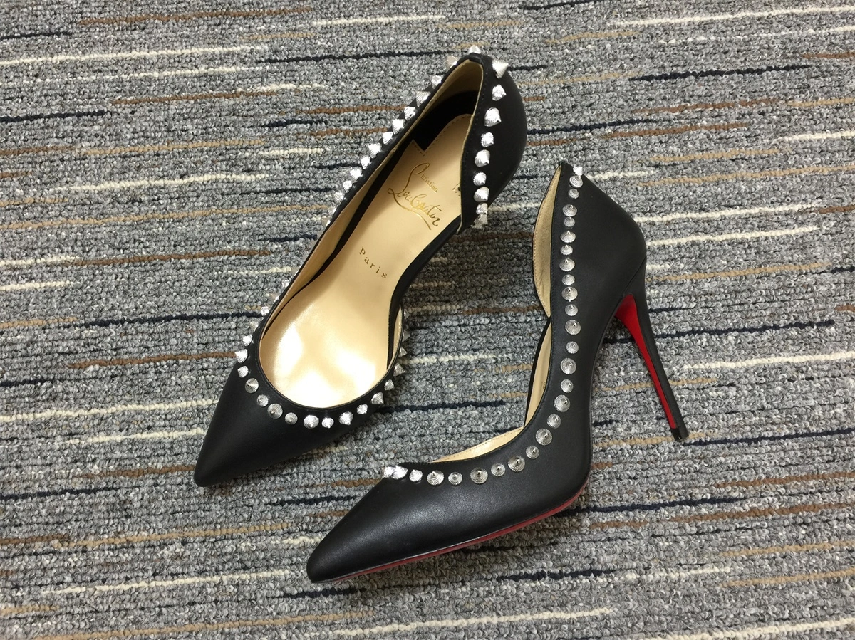 C*ristian L*uboutin Pump High Heels WaterResistant 5343