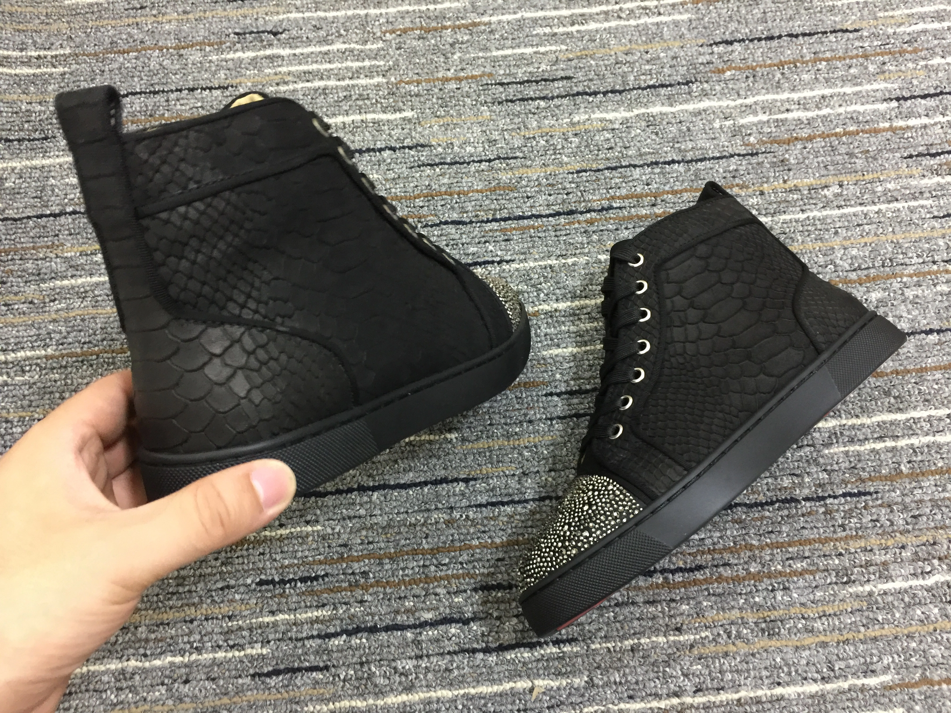 C*ristian L*uboutin Sneaker Sporty 5225