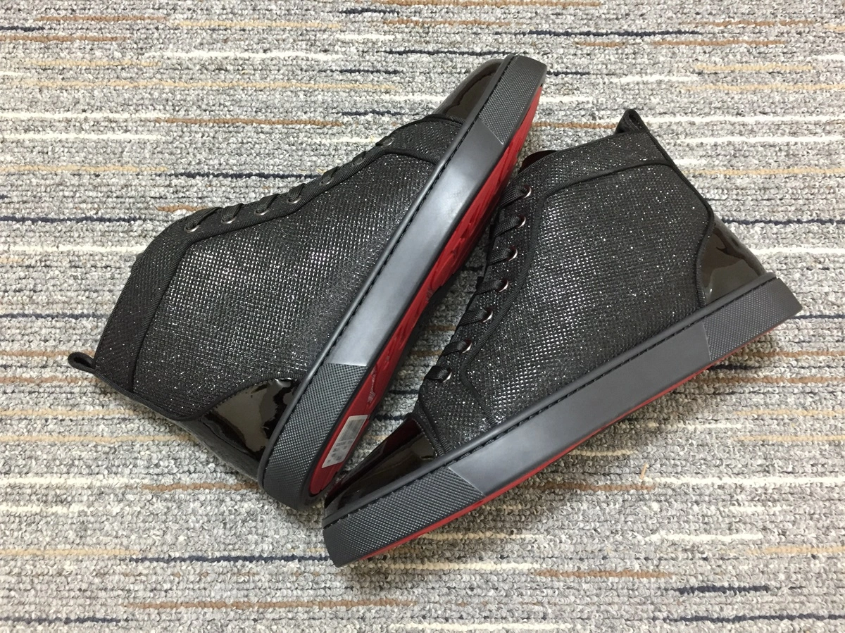 Supportive C*ristian L*uboutin Sneaker 5224