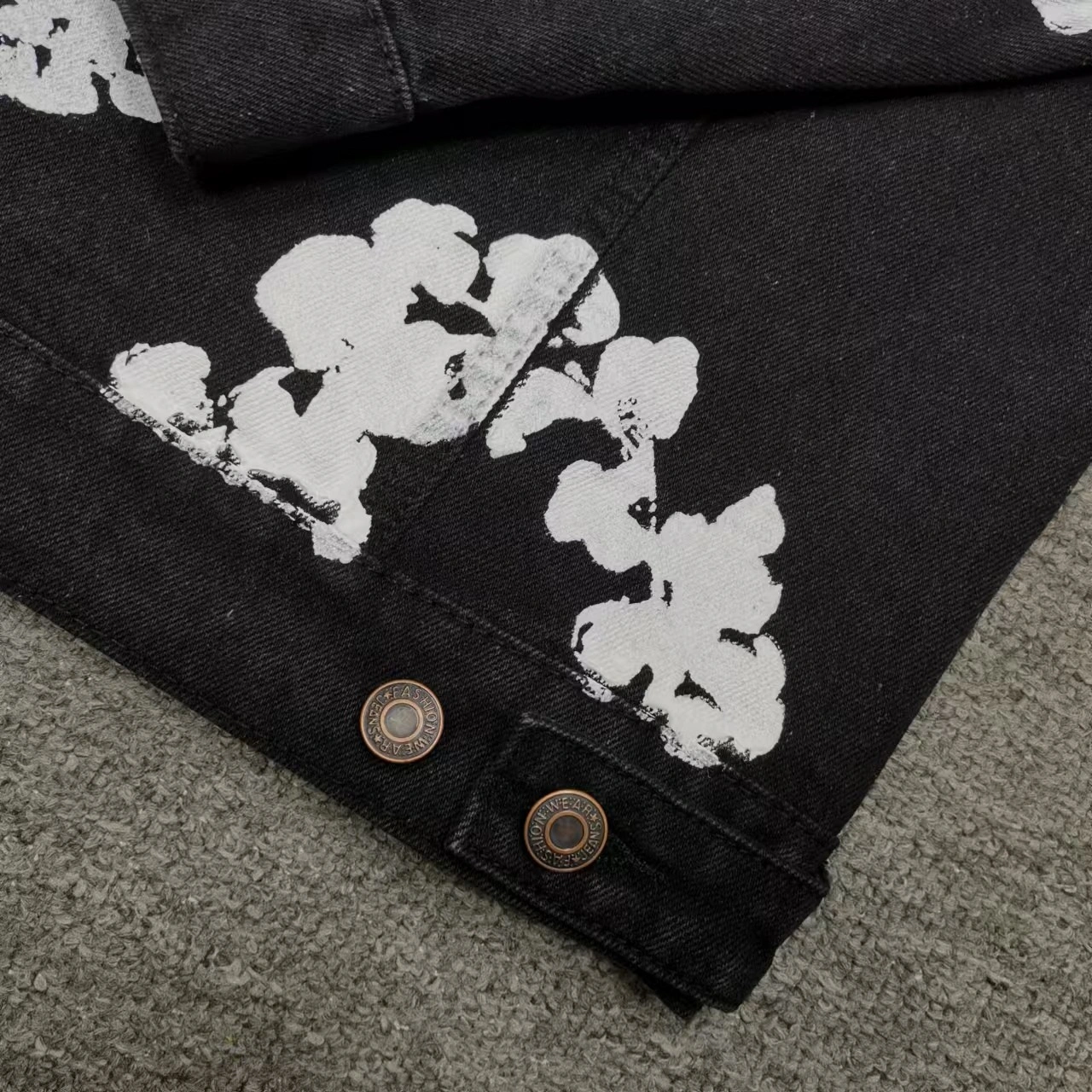 Sleek Denim Tears Coat Top Quality WM 20250414- 11406