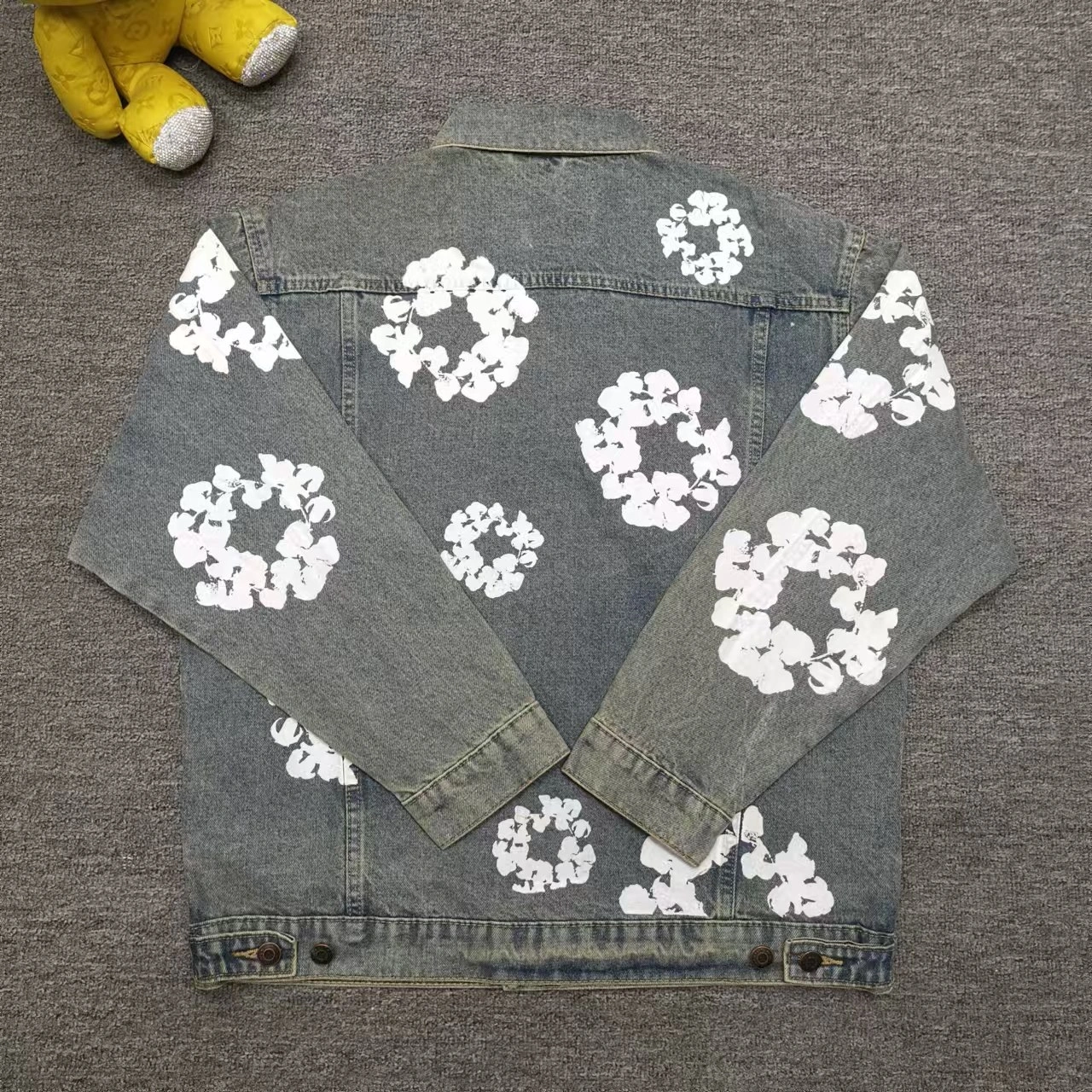 SmoothTexture Denim Tears Coat Top Quality WM 20250414- 11405