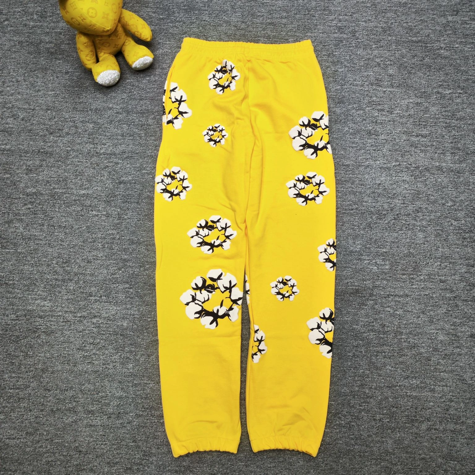 Compact Denim Tears Pants Top Sone 20250414- 11410