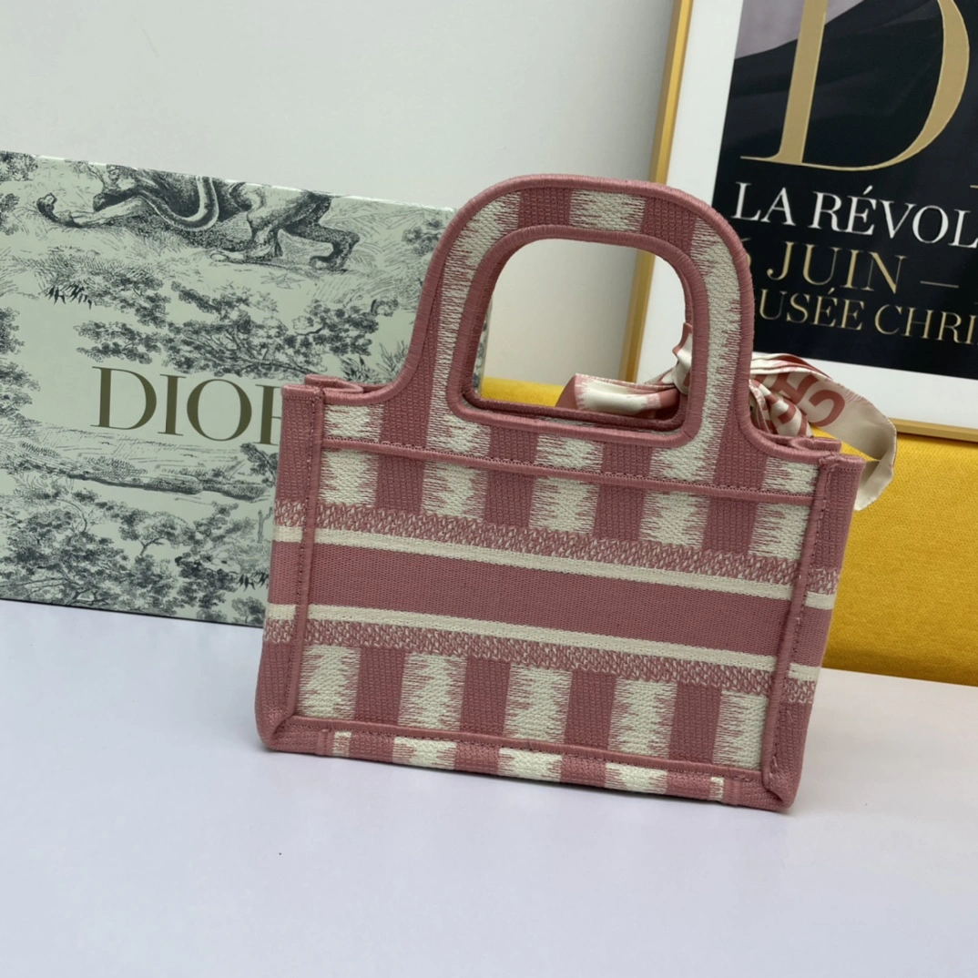 D*ior Bag Top Quality 22.5*24.*8cm Bold 7780