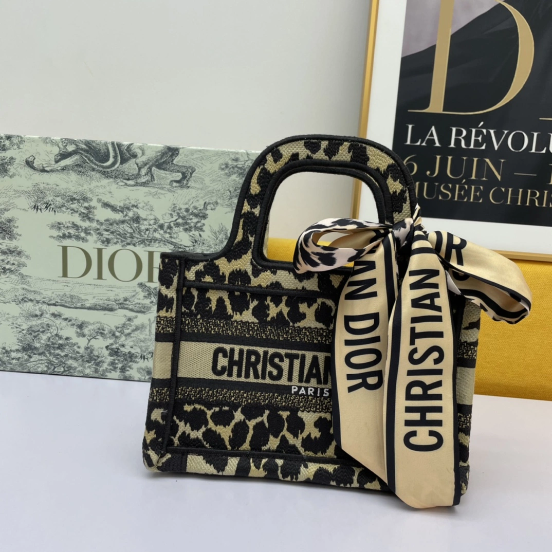 StreetReady D*ior Bag Top Quality 22.5*24.*8cm 7778