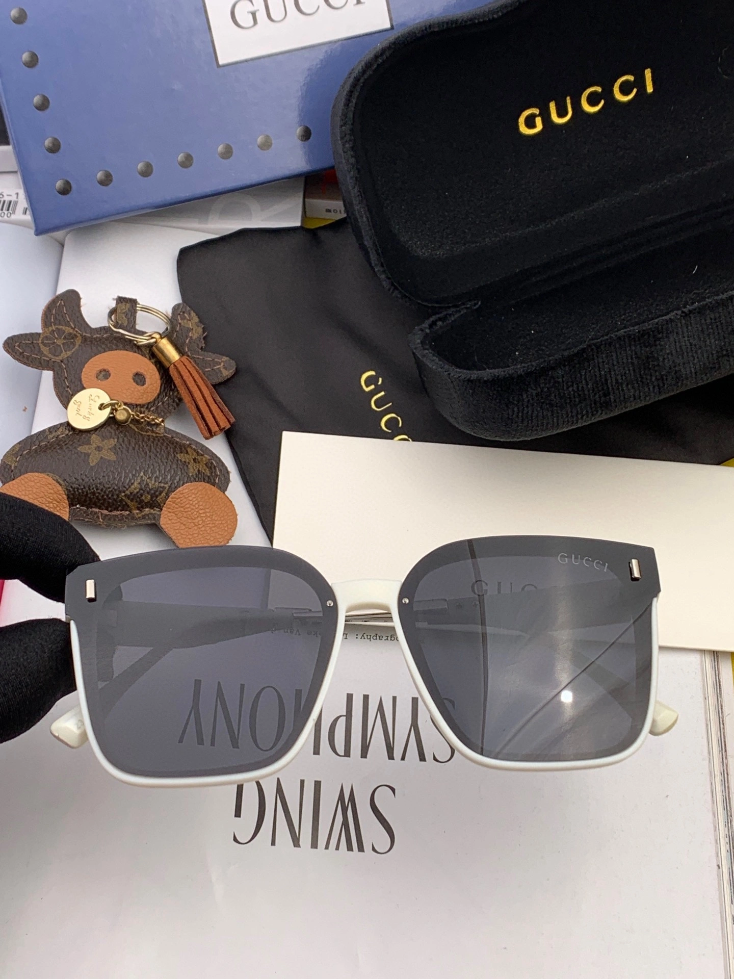 Versatile D*ior Glasses Top XX 20240324- 17152