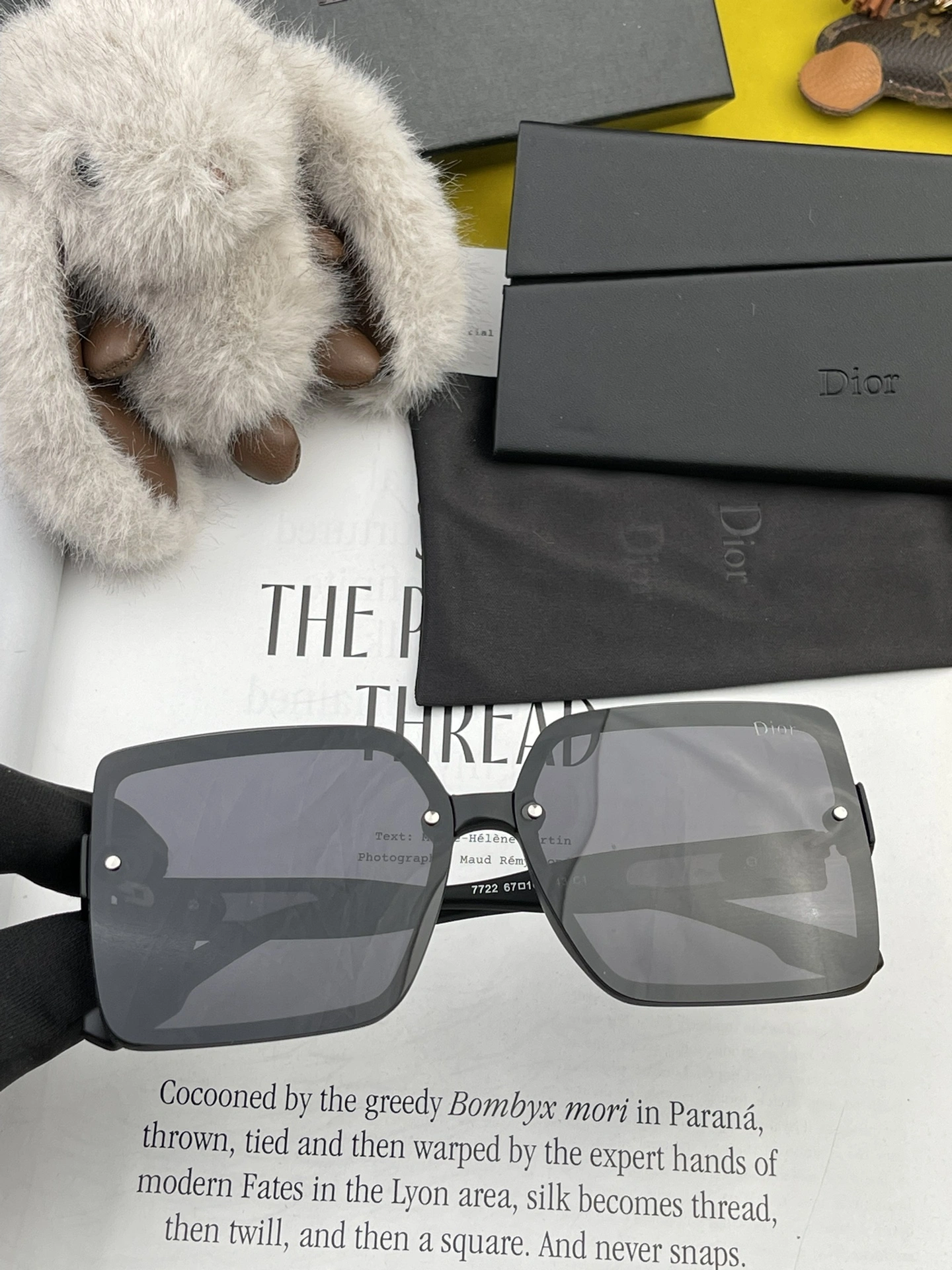 D*ior Glasses Top XX 20240324- WellDesigned 17156