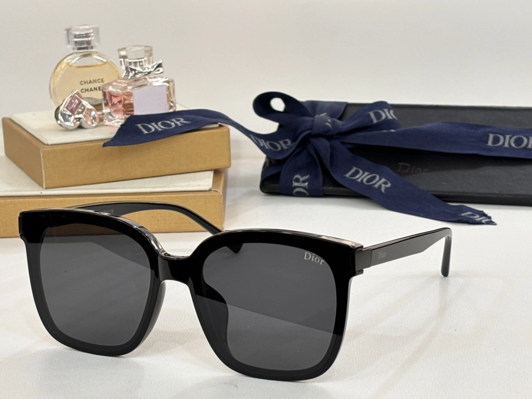 FashionForward D*ior Glasses Top XX 20240408- 17146