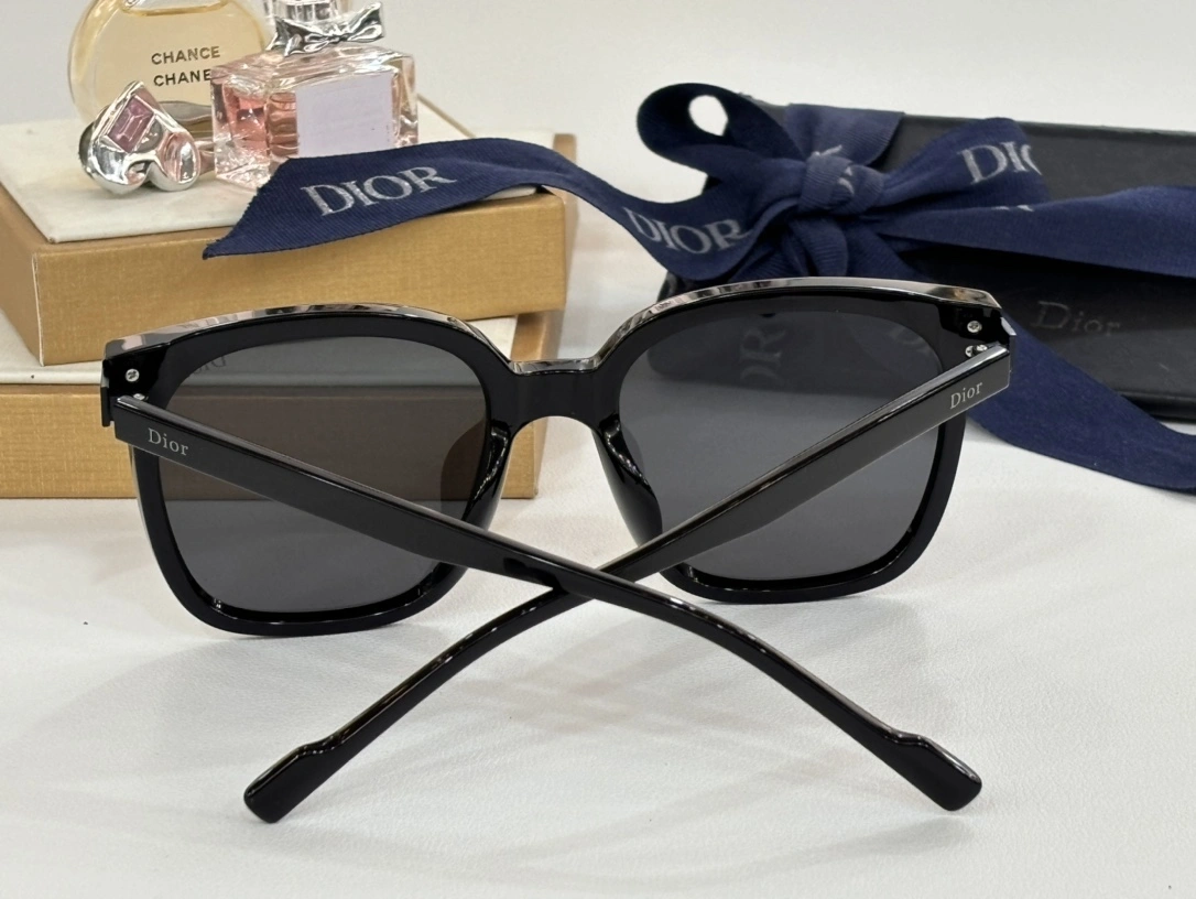 FashionForward D*ior Glasses Top XX 20240408- 17146