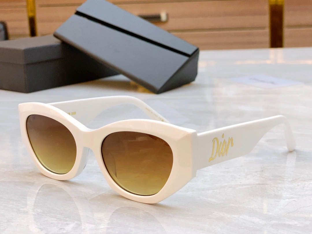 D*ior Glasses Top XX 20240414- Original 17144