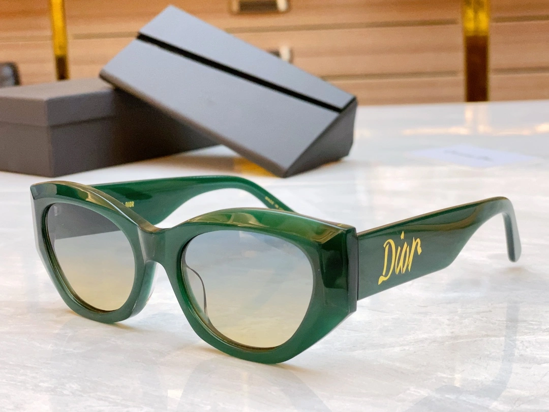 D*ior Glasses Top XX 20240414- Original 17144