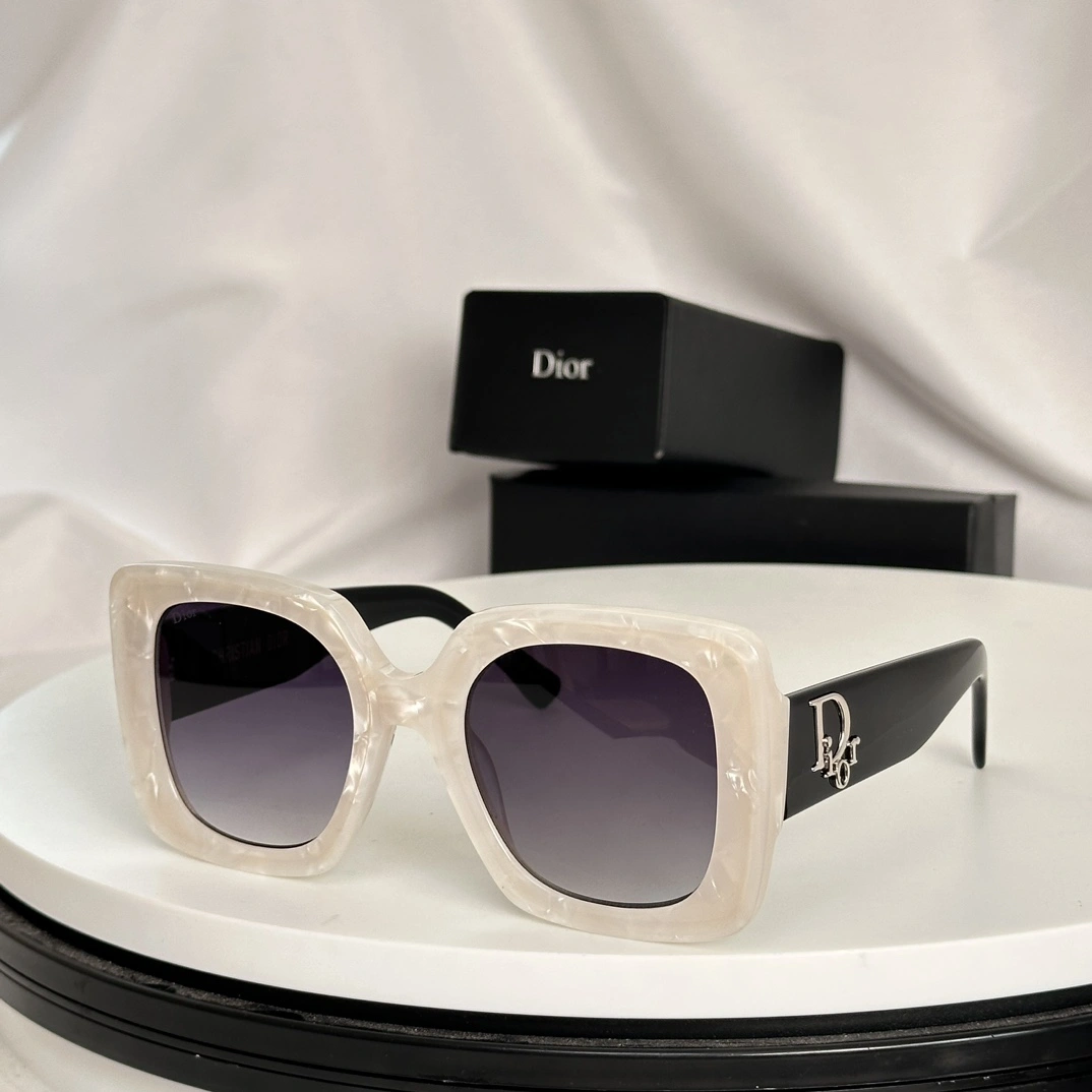 Tailored D*ior Glasses Top XX 20240506- 17139