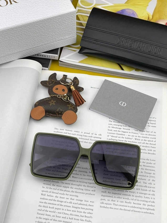 QuickDry D*ior Glasses Top XX 20240717- 17133
