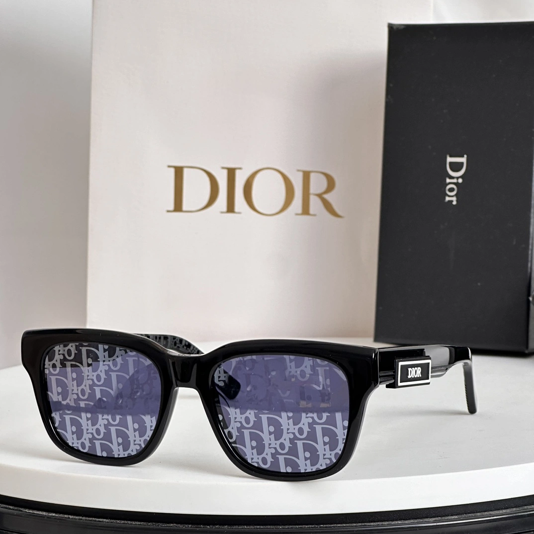 D*ior Glasses Top XX 20240802- Sustainable 17132