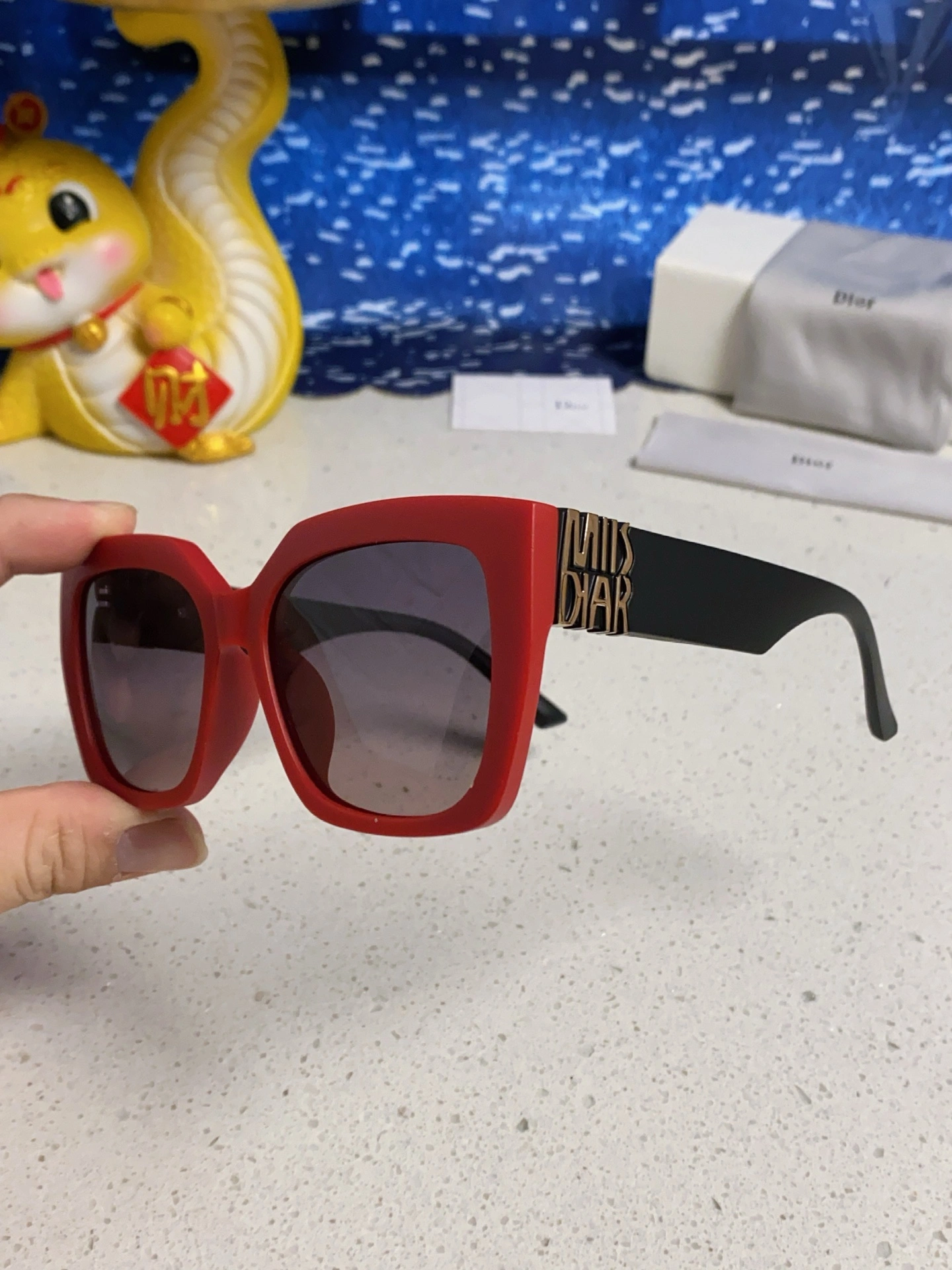 D*ior Glasses Top XX 20250401- Vibrant 17128