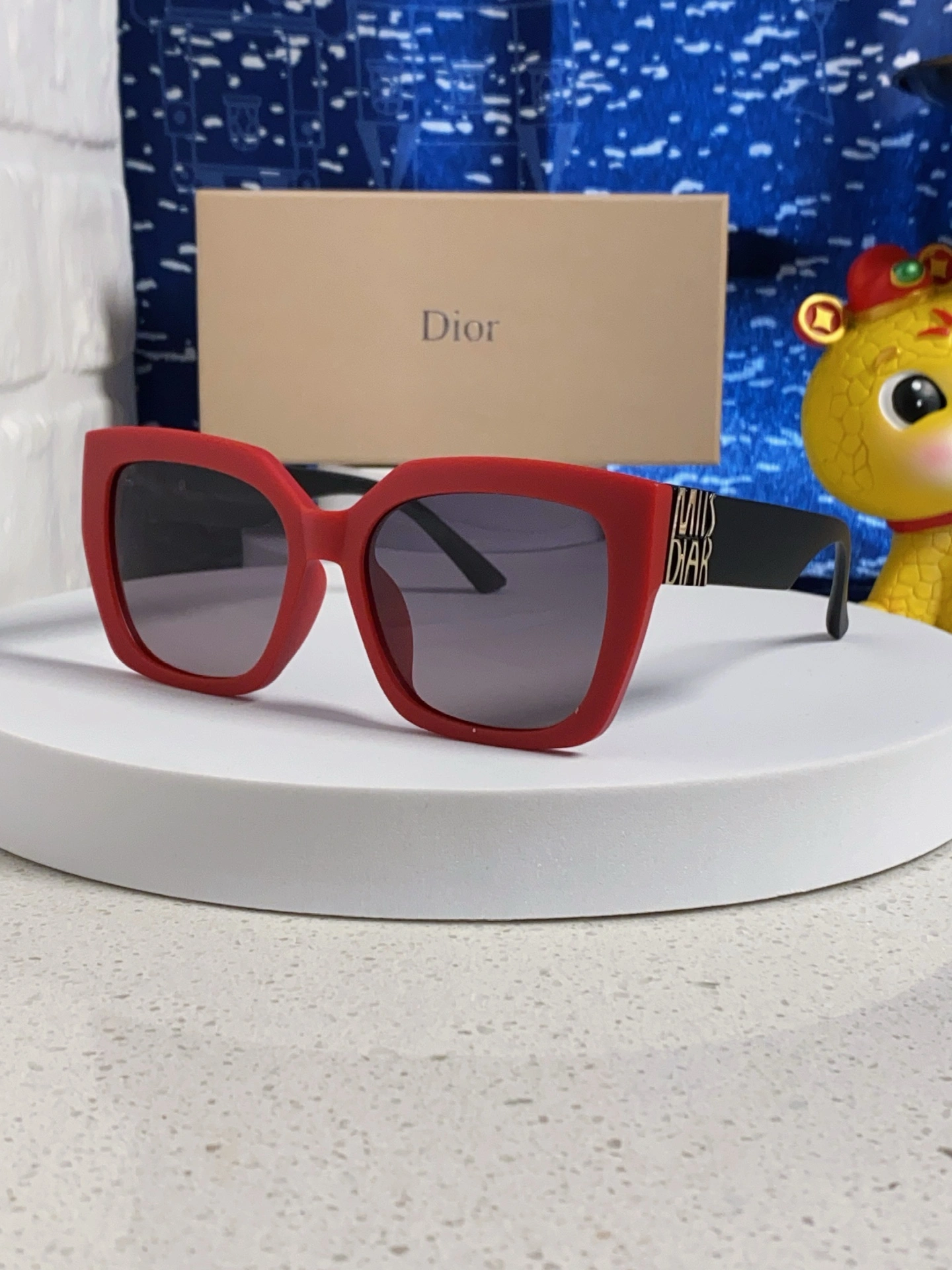 D*ior Glasses Top XX 20250401- Vibrant 17128