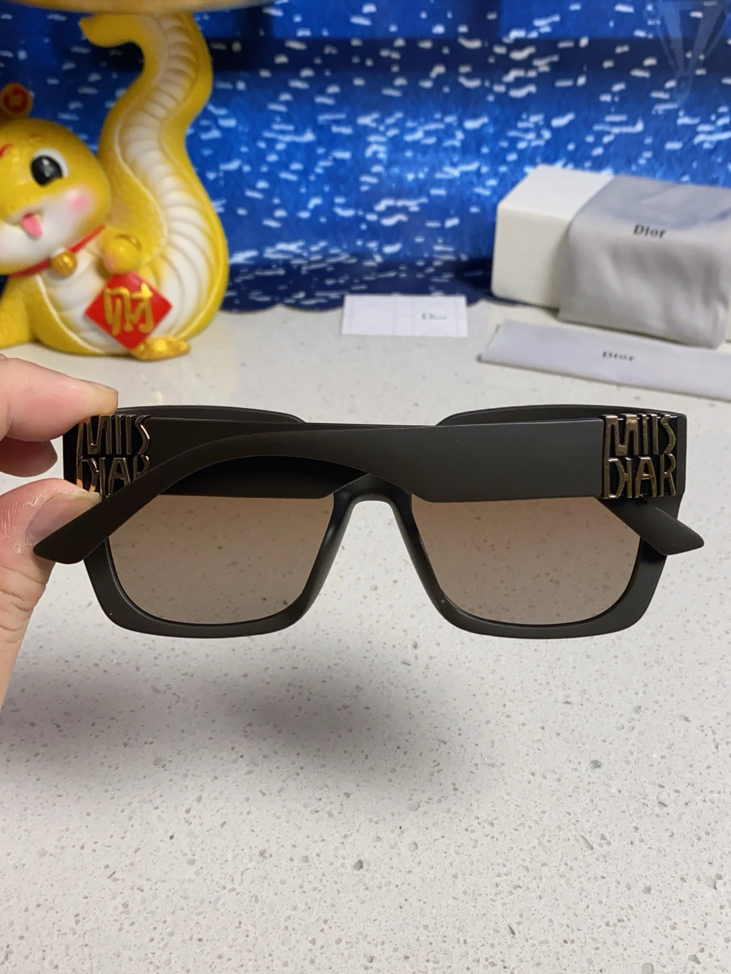 D*ior Glasses Top XX 20250401- Vibrant 17128