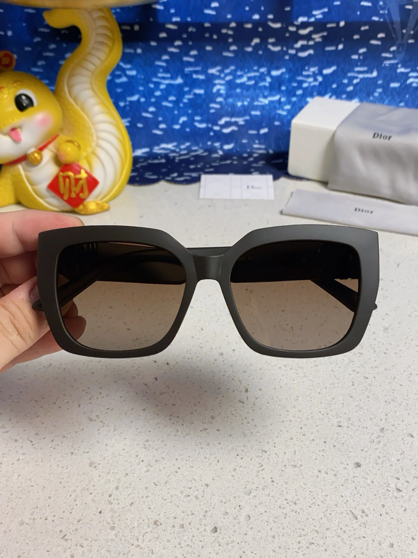 D*ior Glasses Top XX 20250401- Vibrant 17128
