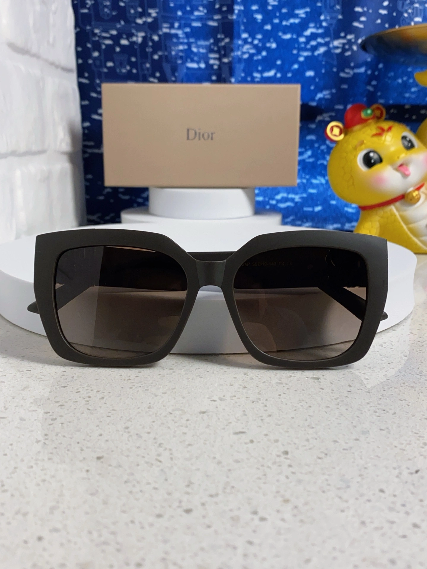 D*ior Glasses Top XX 20250401- Vibrant 17128