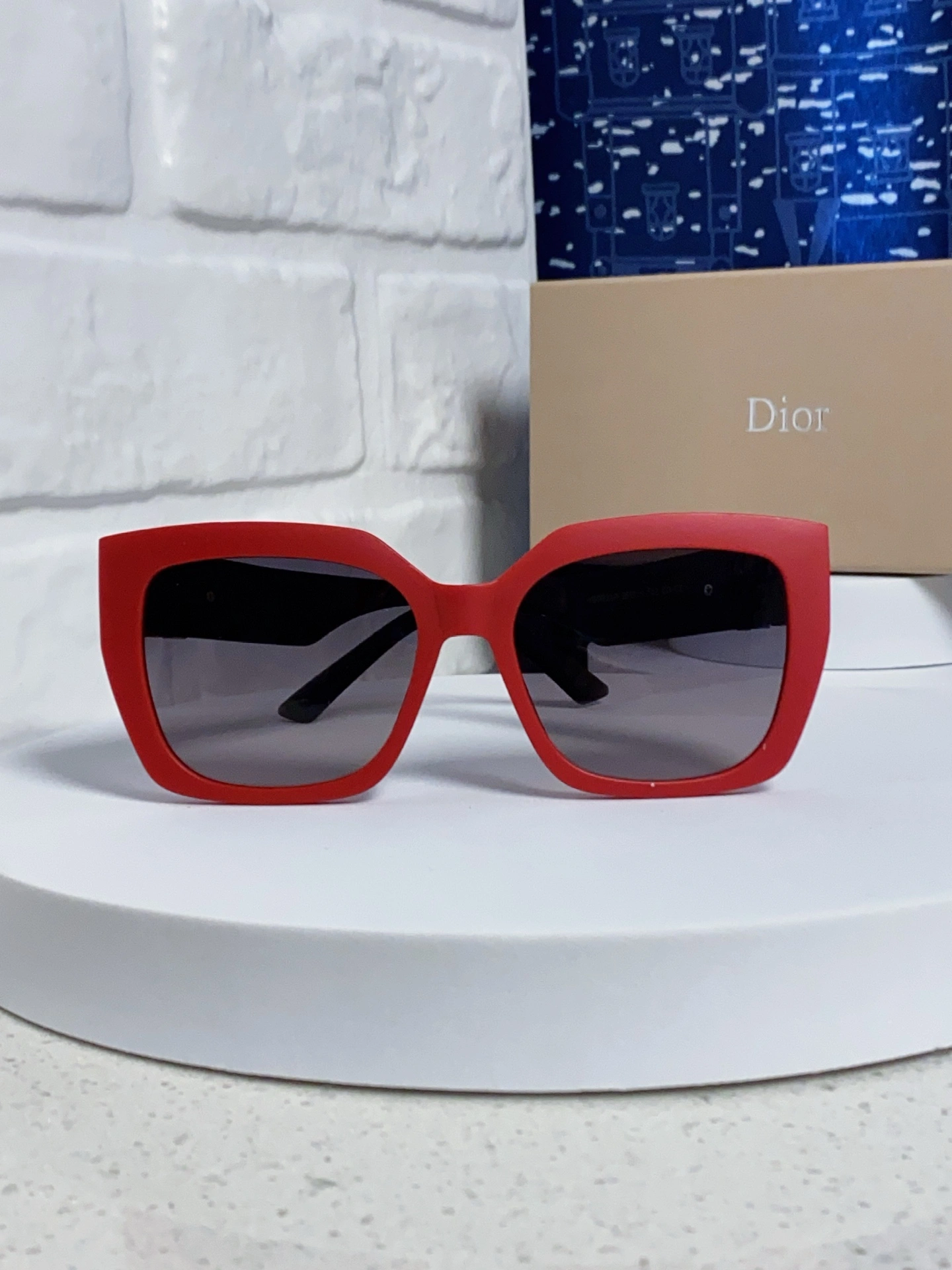 D*ior Glasses Top XX 20250401- Vibrant 17128