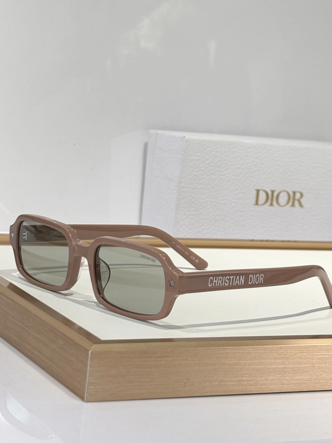 D*ior Glasses Top XX 20250401- Original 17124