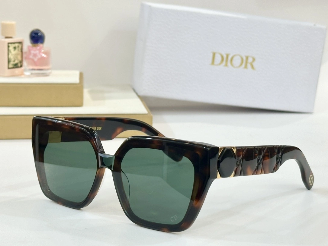 D*ior Glasses Top XX 20250401- SportInspired 17127