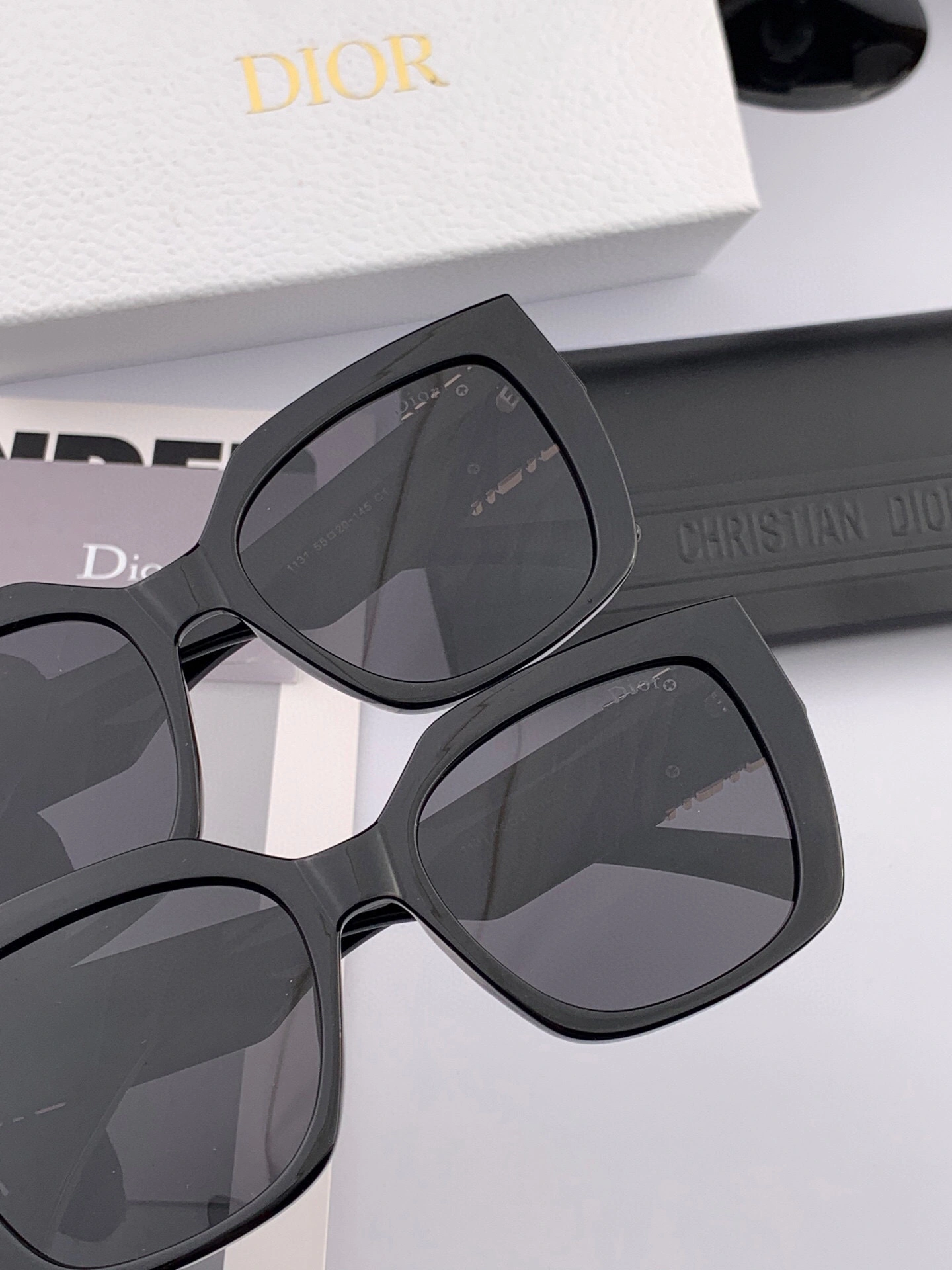 D*ior Glasses Top XX 20250427- Modern 17117