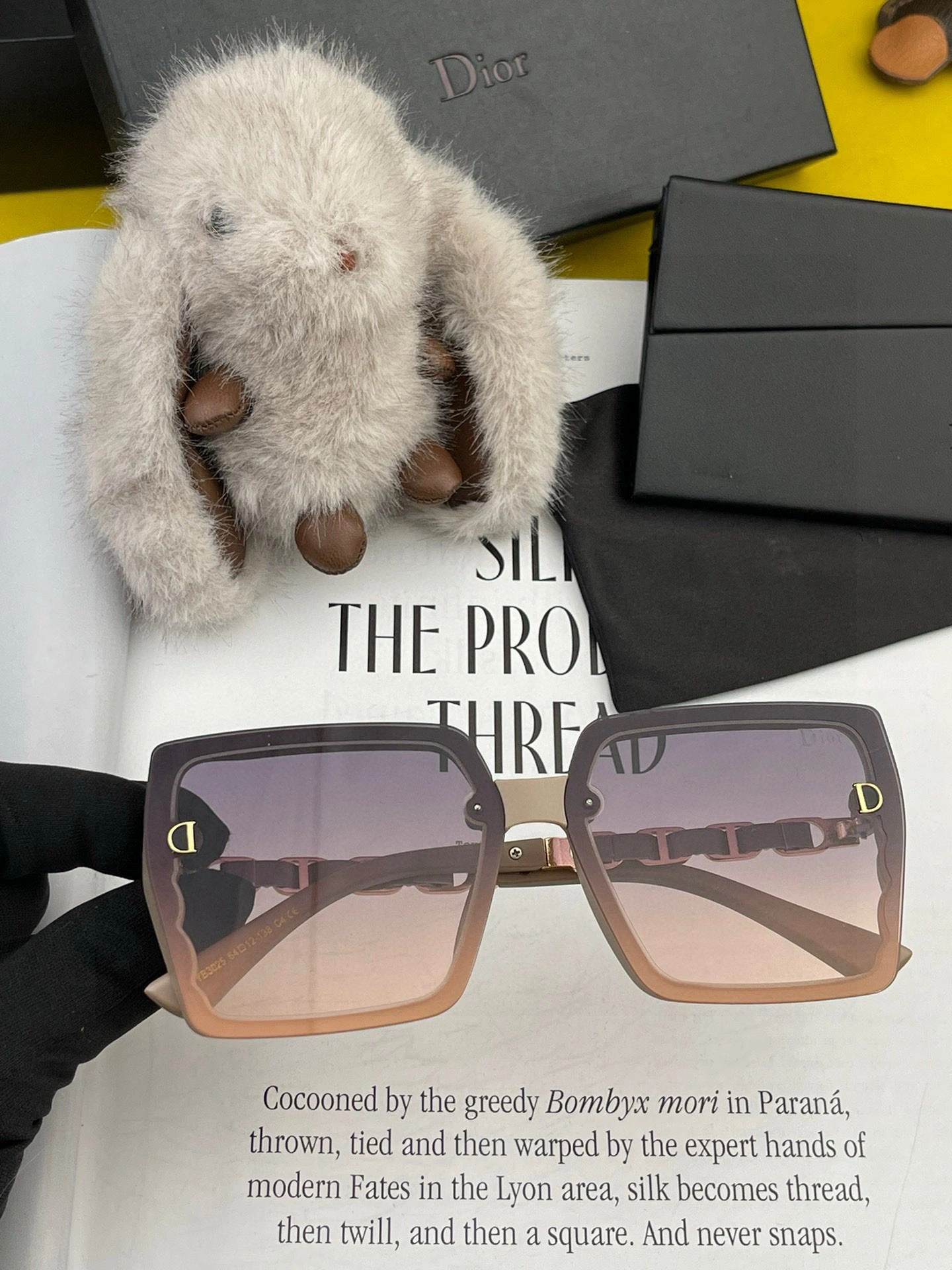 OnTrend D*ior Glasses Top XX 20250427- 17112