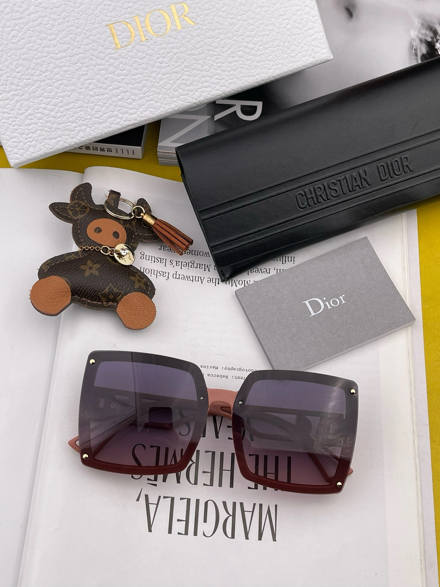 Cozy D*ior Glasses Top XX 20250427- 17109