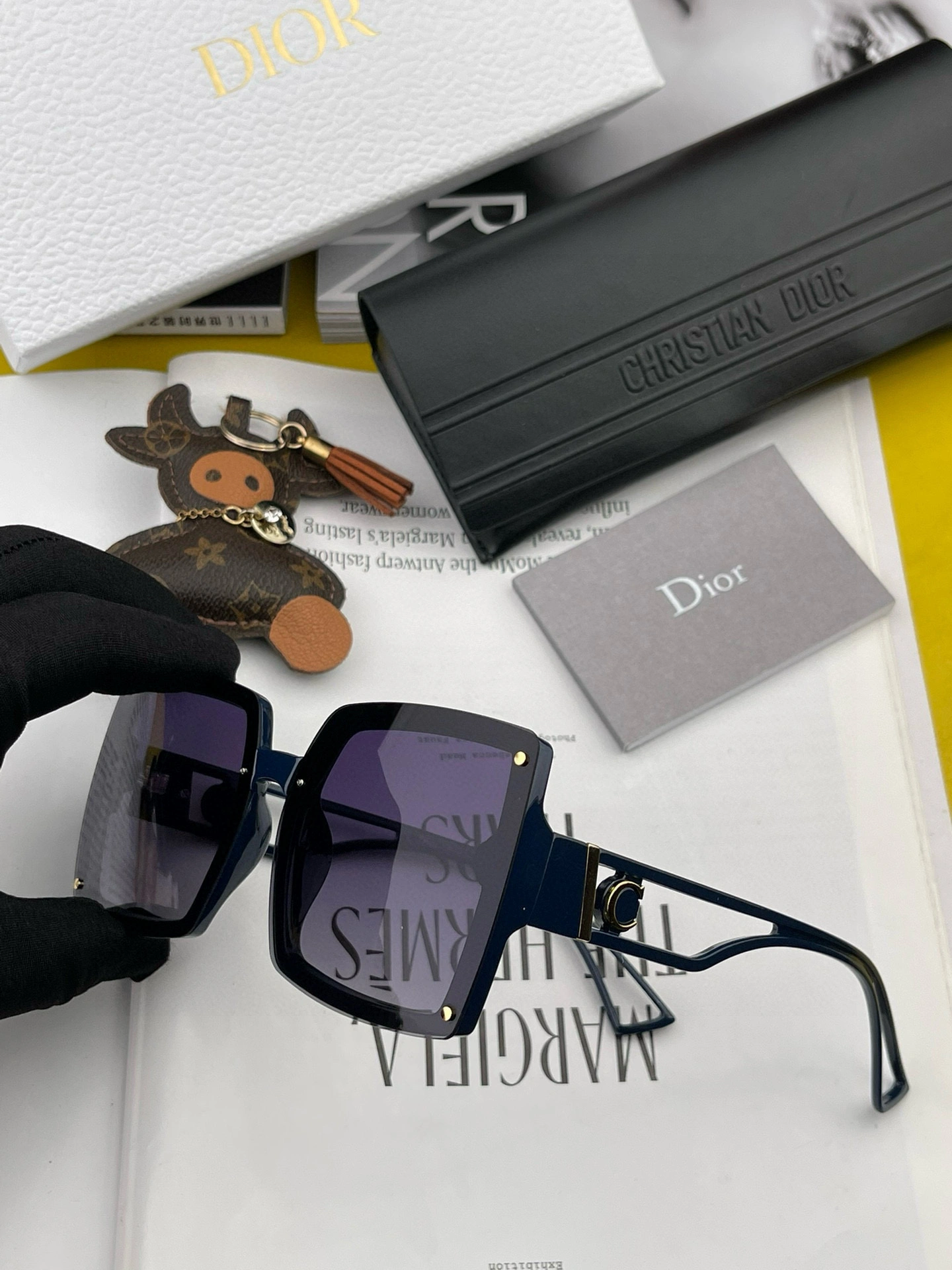 Cozy D*ior Glasses Top XX 20250427- 17109