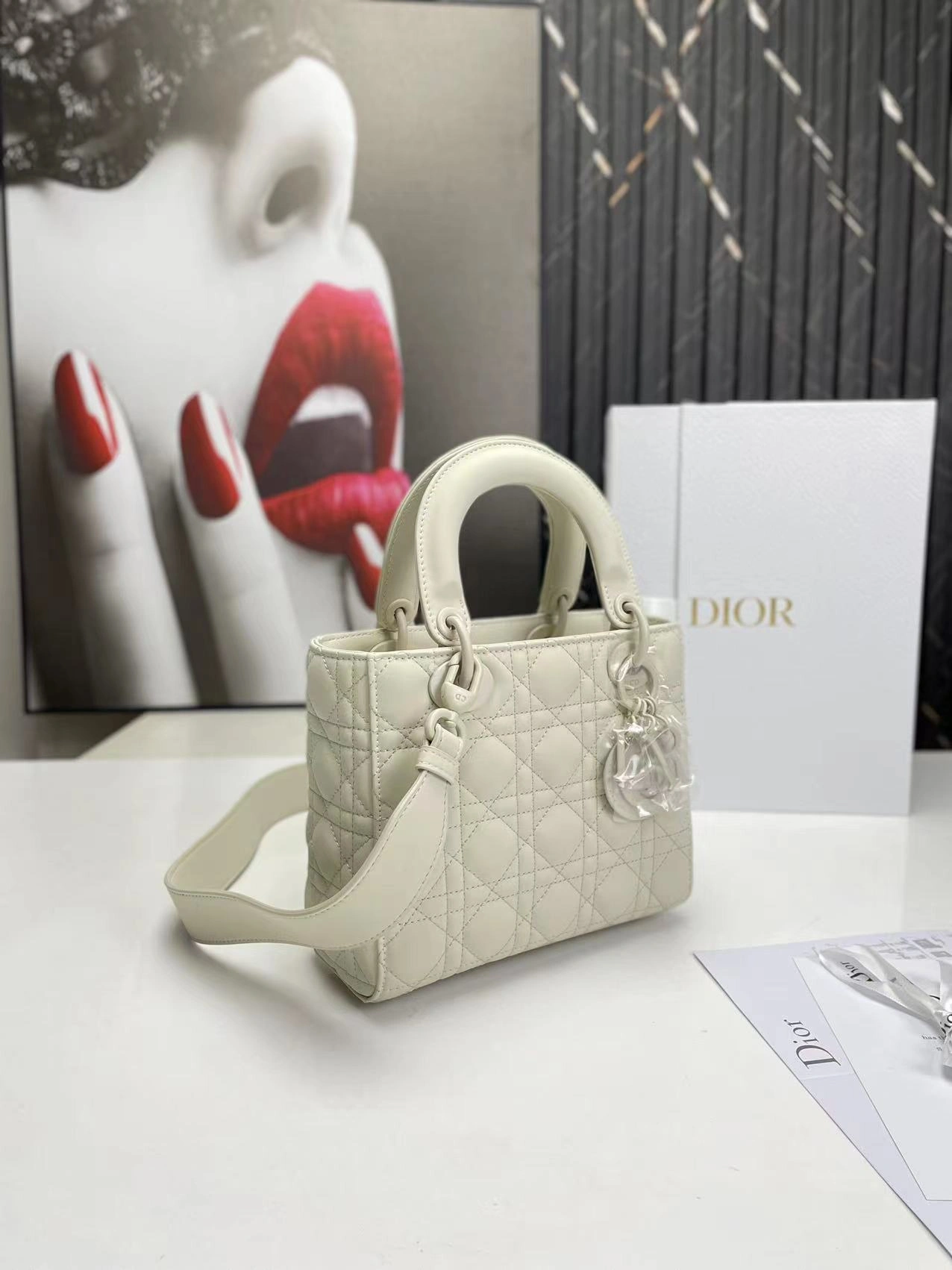 Neat D*ior Handbag Top Quality HT 20231016-60 17*15*7 cm 7695