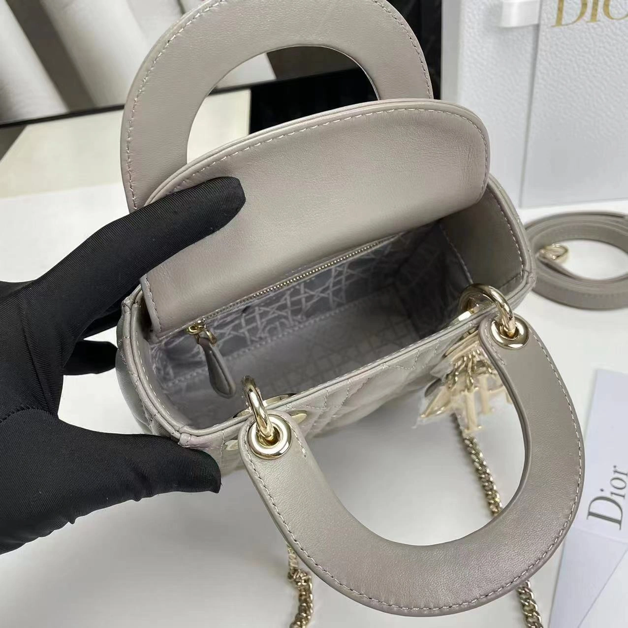 D*ior Handbag Top Quality HT 20231016-68 17*15*7 cm WeatherProof 7687