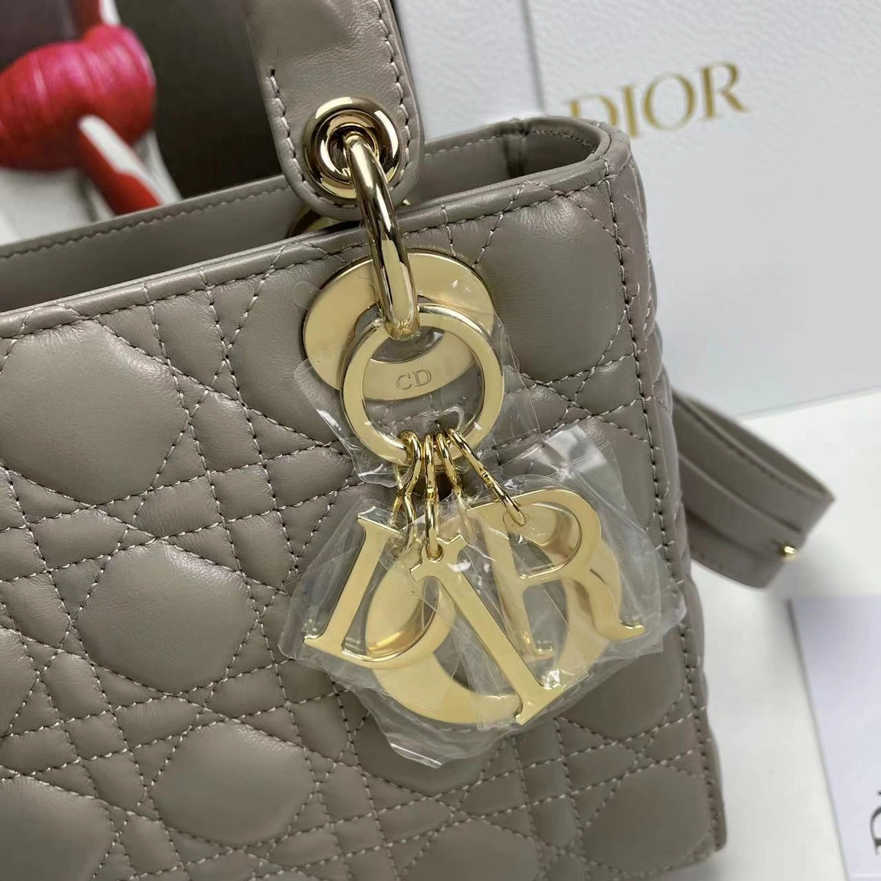 WellDesigned D*ior Handbag Top Quality HT 20231016-69 17*15*7 cm 7686