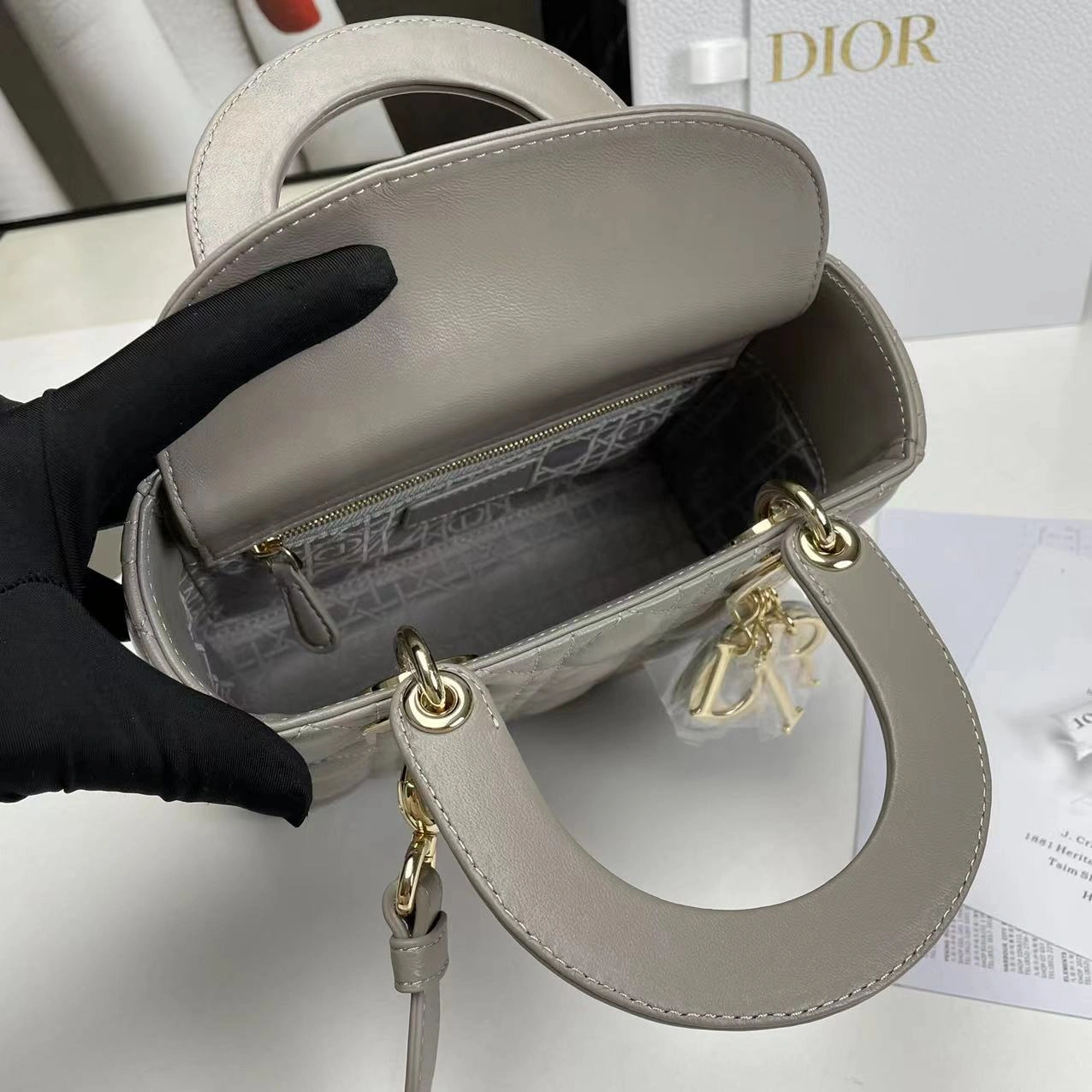 WellDesigned D*ior Handbag Top Quality HT 20231016-69 17*15*7 cm 7686