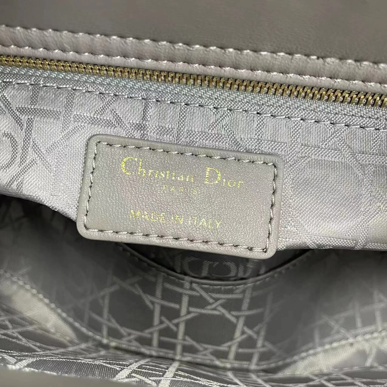 WellDesigned D*ior Handbag Top Quality HT 20231016-69 17*15*7 cm 7686