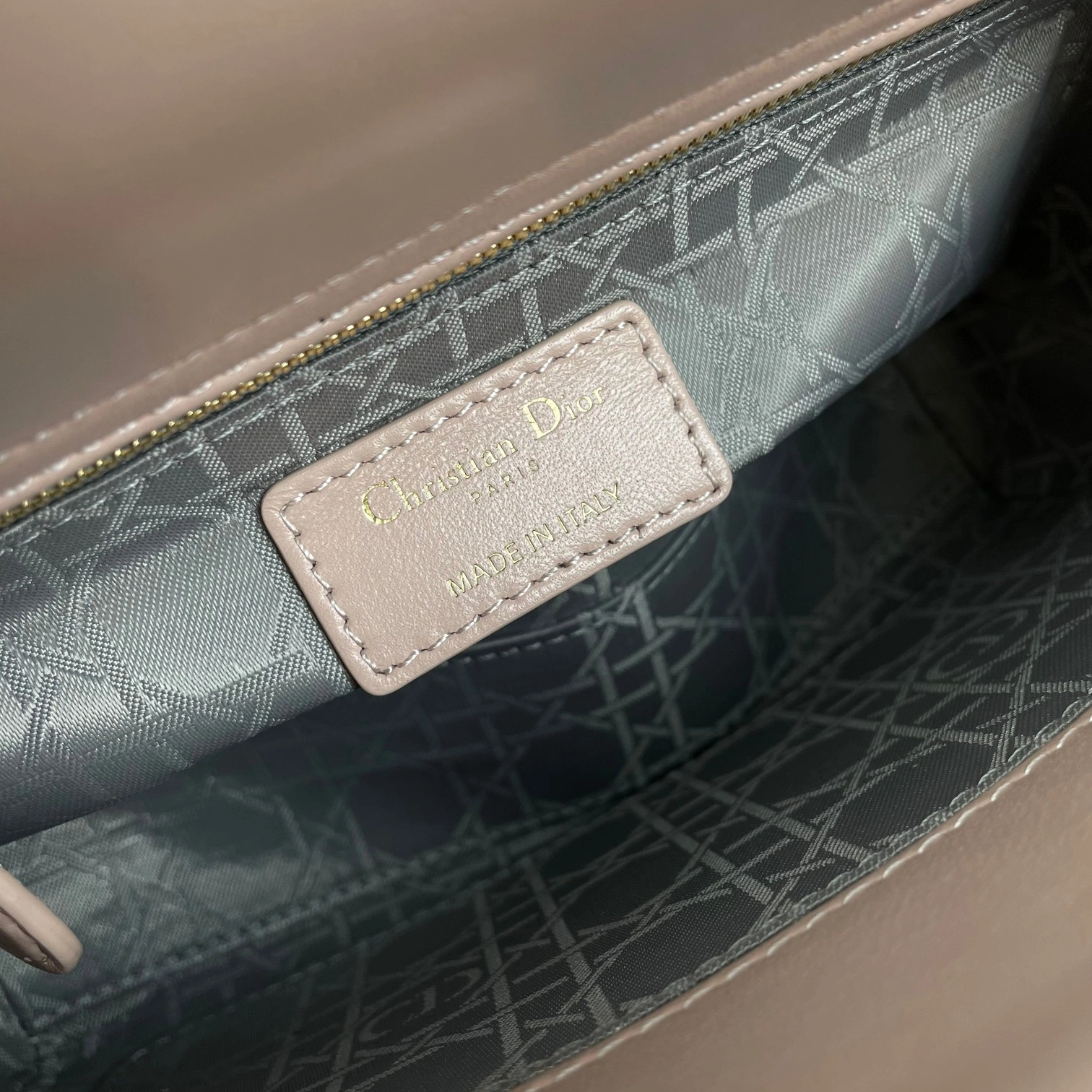 D*ior Handbag Top Quality HT 20231016-72 17*15*7 cm Trendy 7684