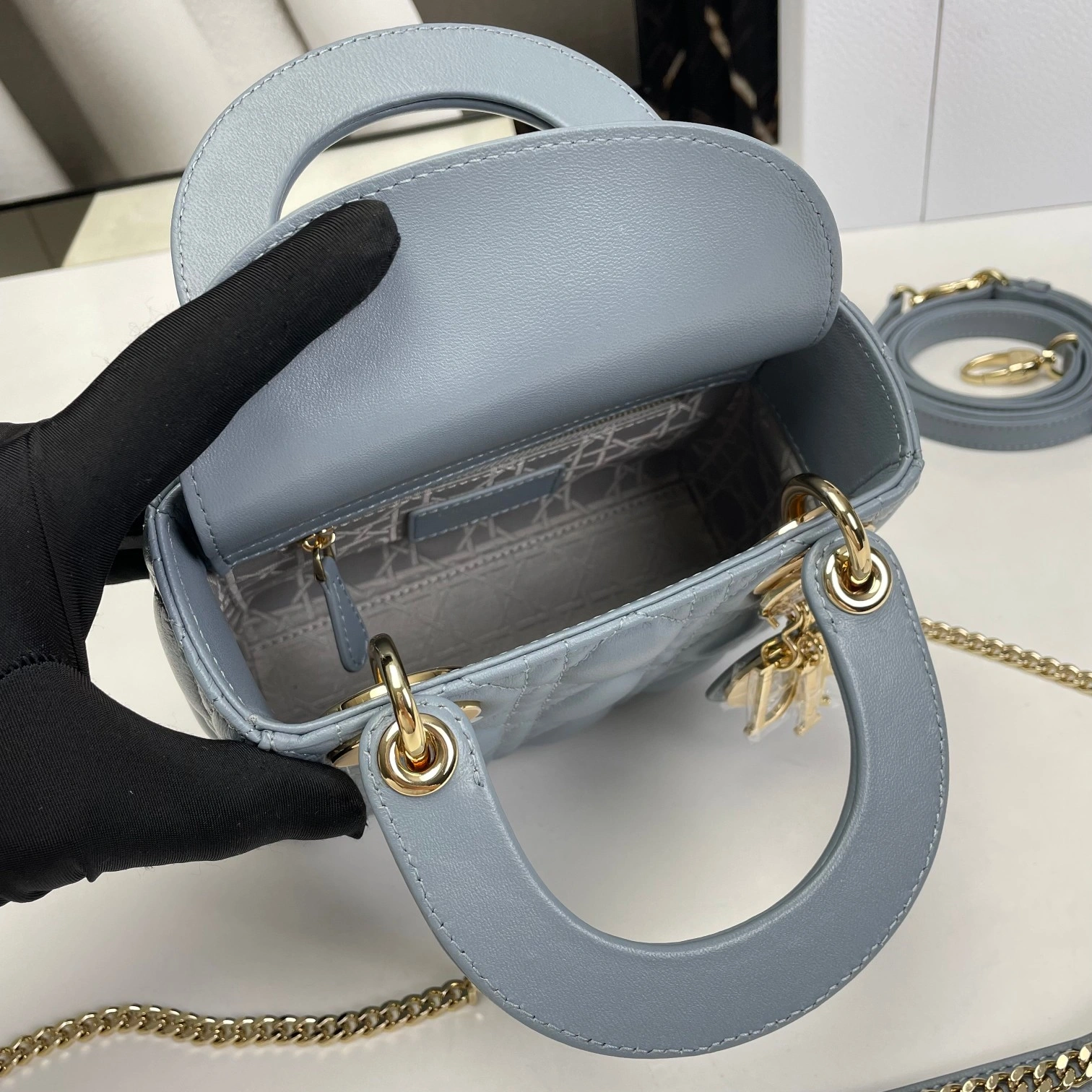 HighQuality D*ior Handbag Top Quality HT 20231016-74 17*15*7 cm 7682