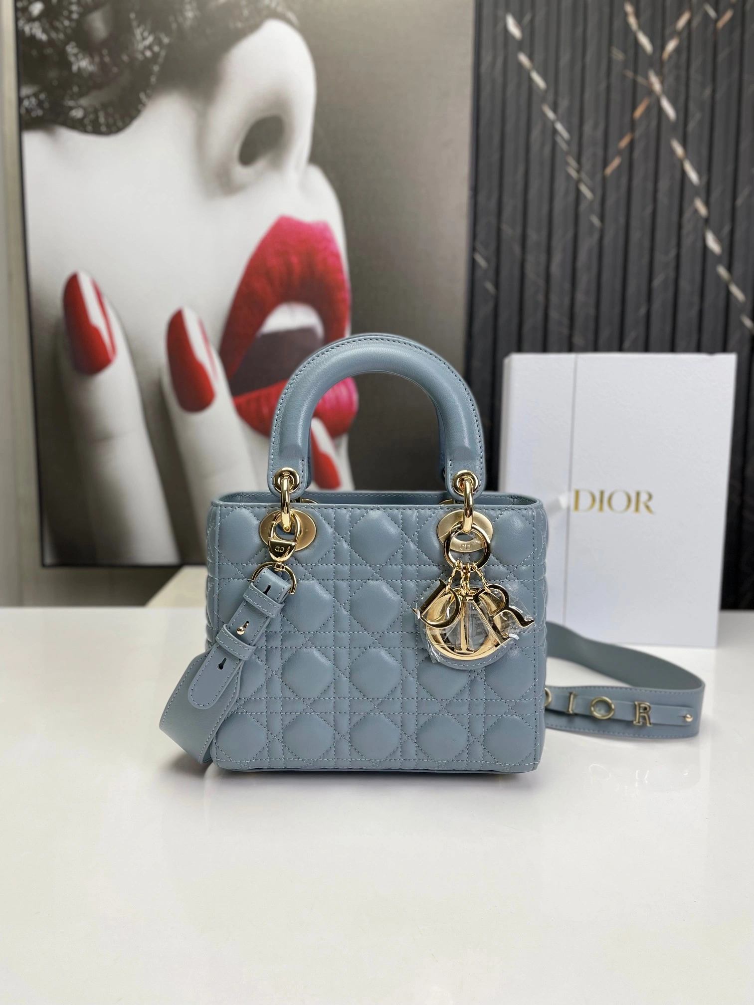 Practical D*ior Handbag Top Quality HT 20231016-75 17*15*7 cm 7681