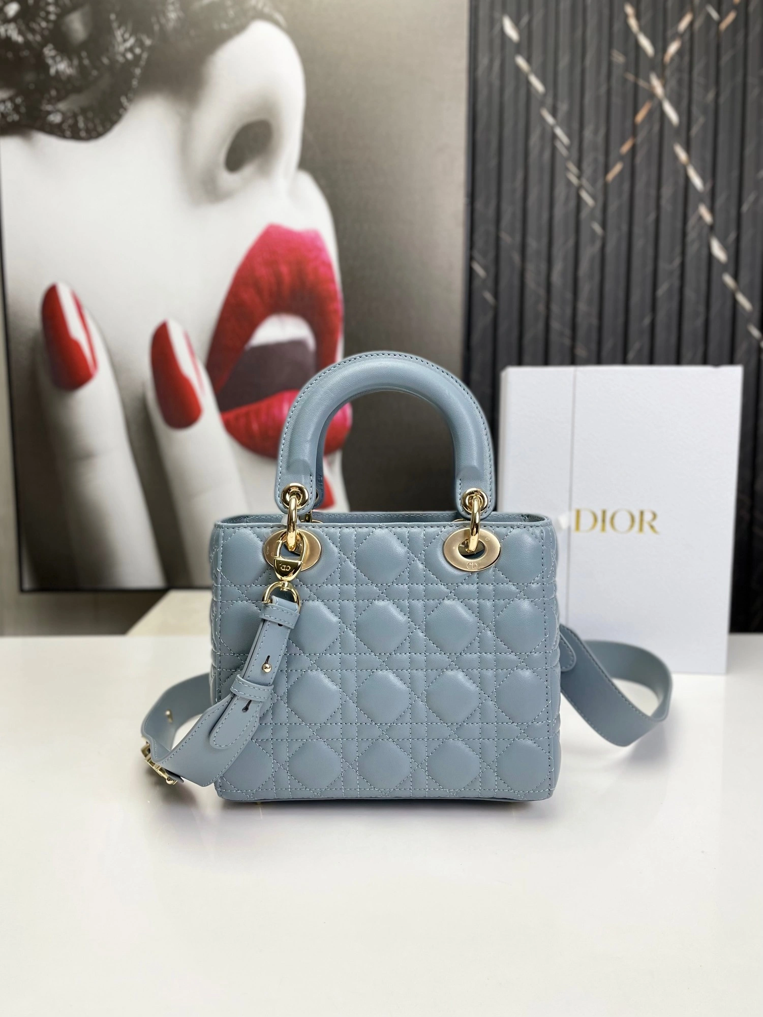 Practical D*ior Handbag Top Quality HT 20231016-75 17*15*7 cm 7681