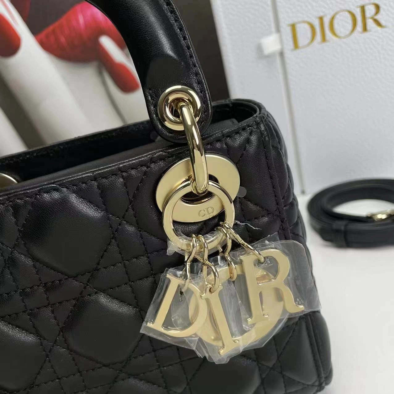 D*ior Handbag Top Quality HT 20231016-80 17*15*7 cm StreetReady 7676