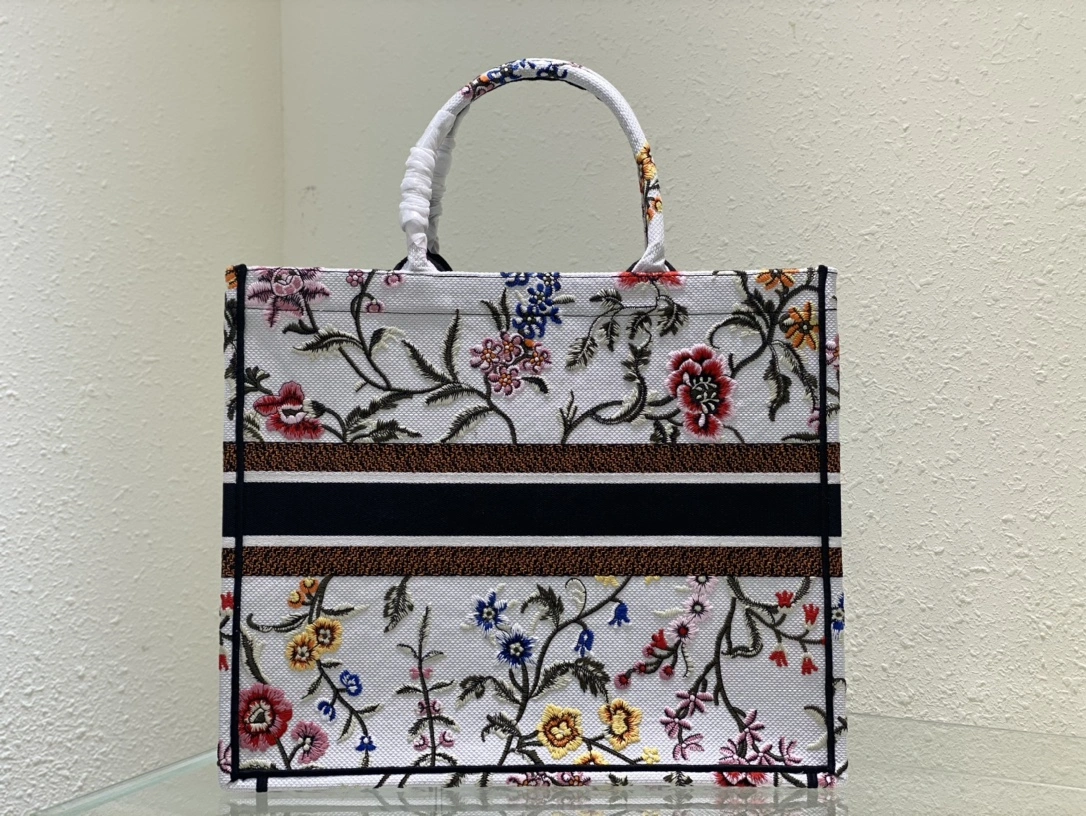 D*ior Handbag Top Quality HT 20231017-37 41.5*35 cm Efficient 7639