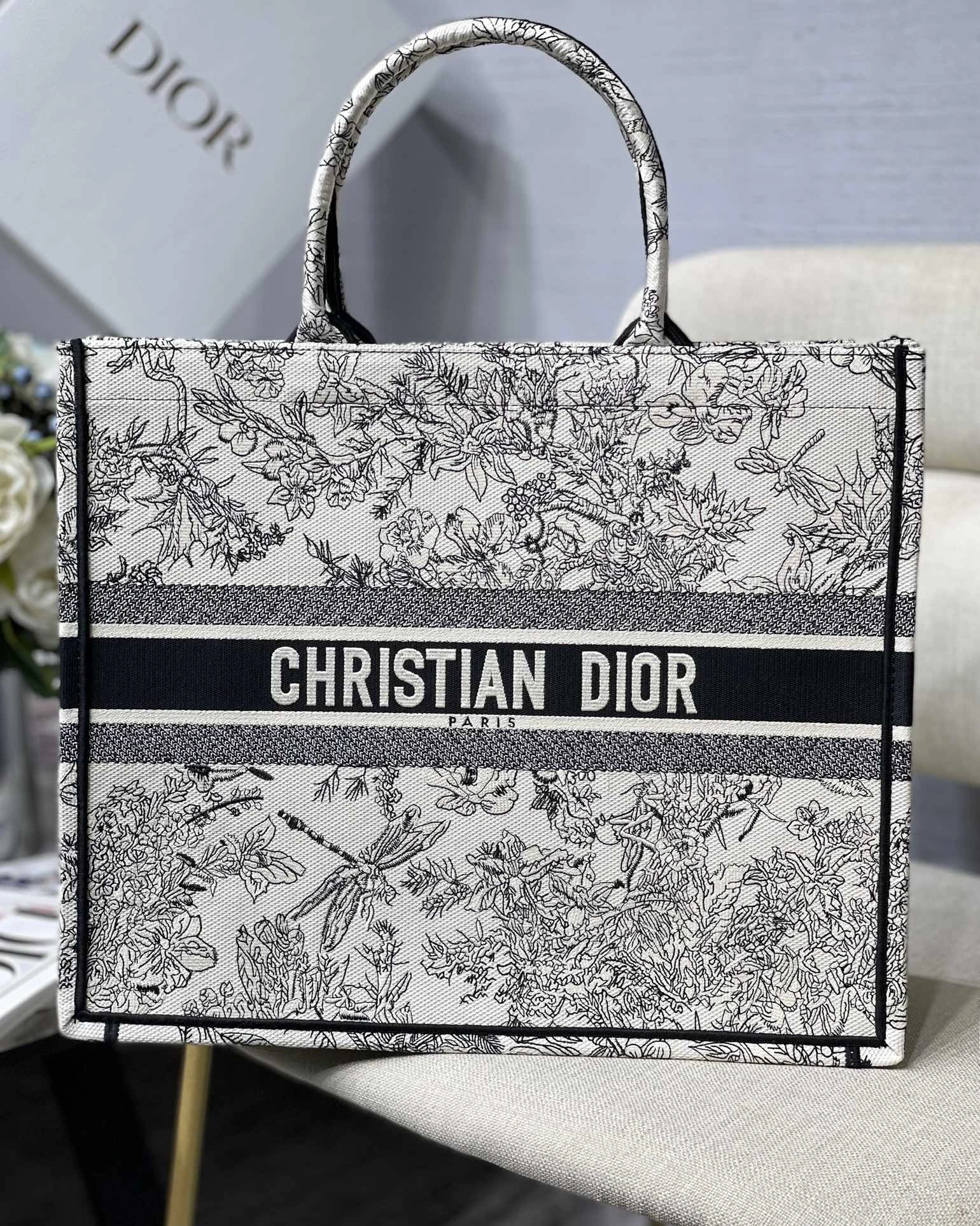 Casual D*ior Handbag Top Quality HT 20231017-41 41.5*35 cm 7635