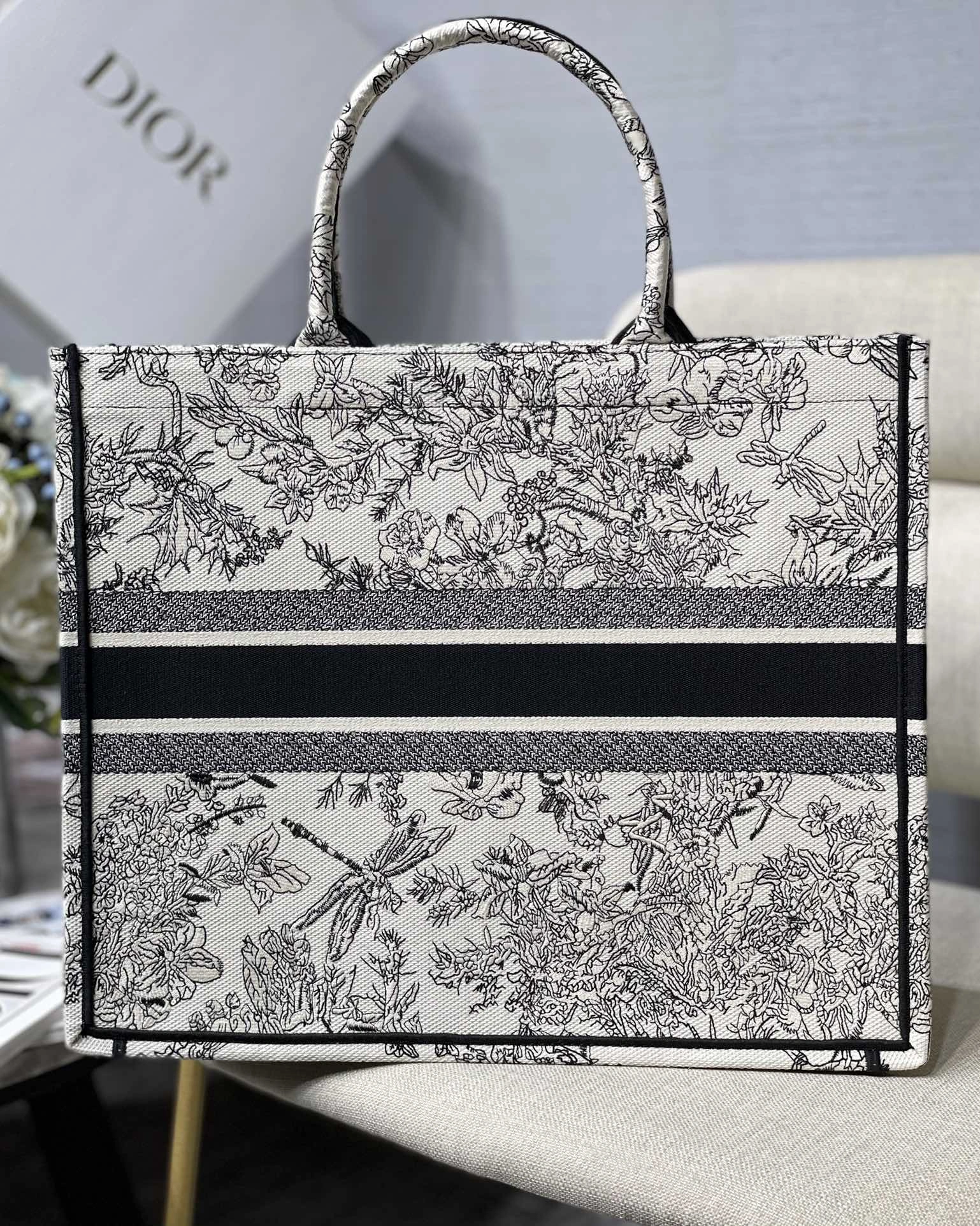 Casual D*ior Handbag Top Quality HT 20231017-41 41.5*35 cm 7635