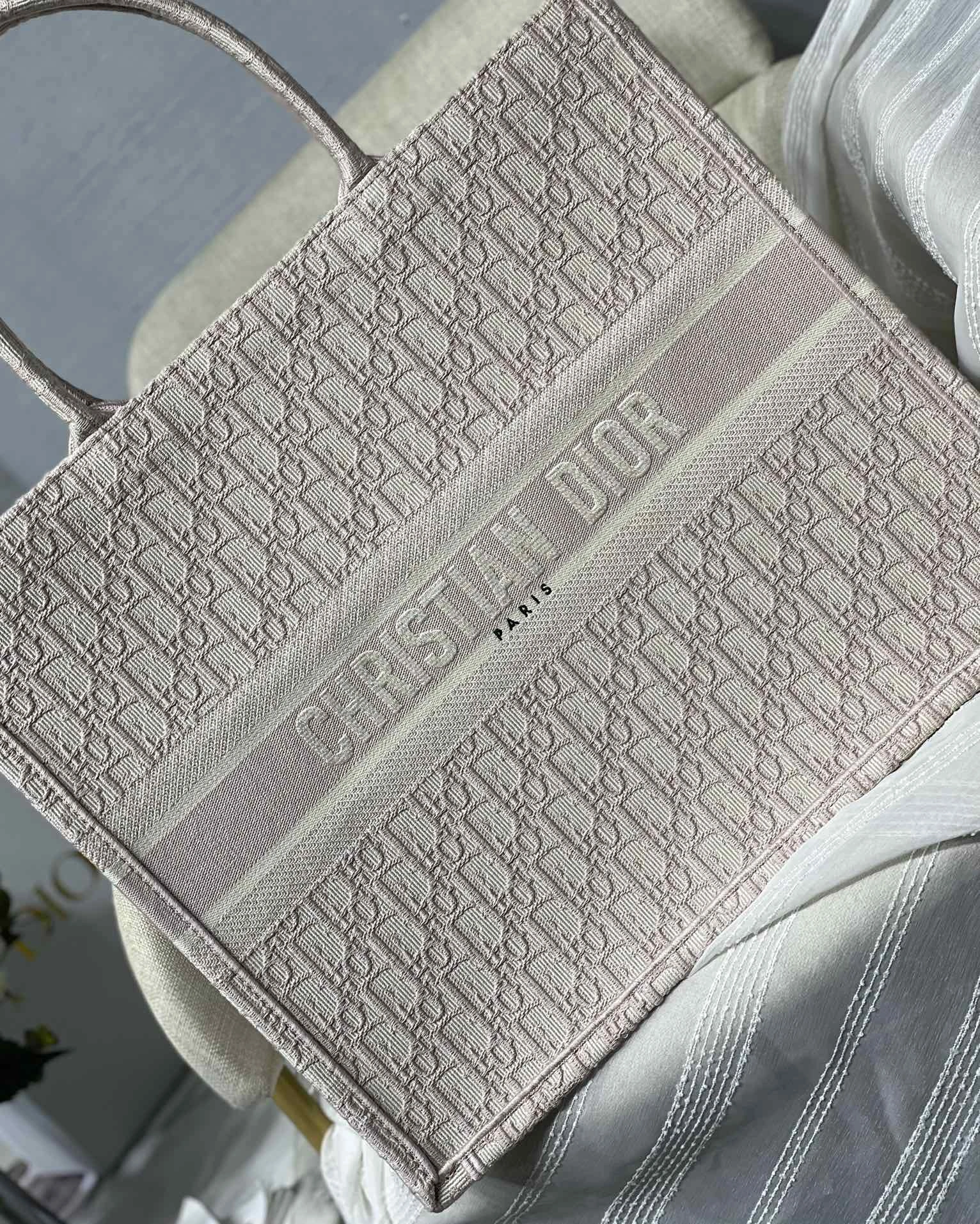D*ior Handbag Top Quality HT 20231017-45 41.5*38*18 cm Sporty 7631