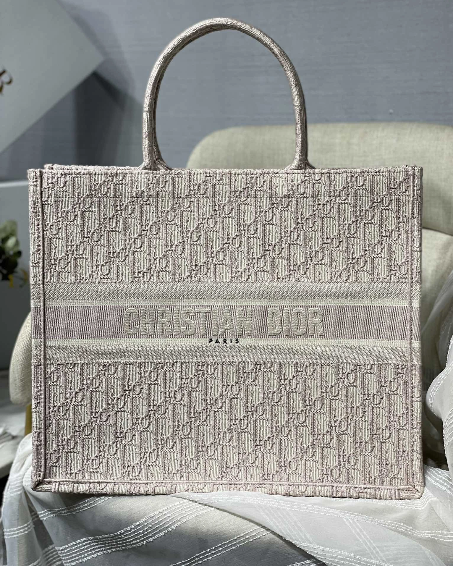 D*ior Handbag Top Quality HT 20231017-50 36.5*28*17.5 cm HighQuality 7626