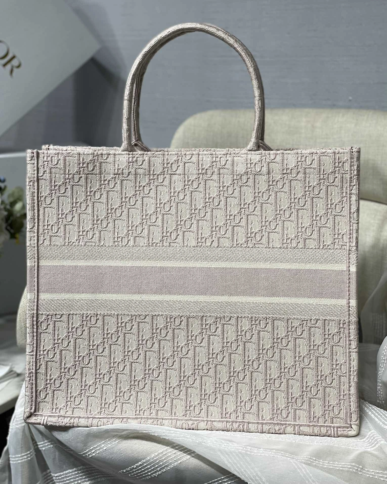 D*ior Handbag Top Quality HT 20231017-50 36.5*28*17.5 cm HighQuality 7626