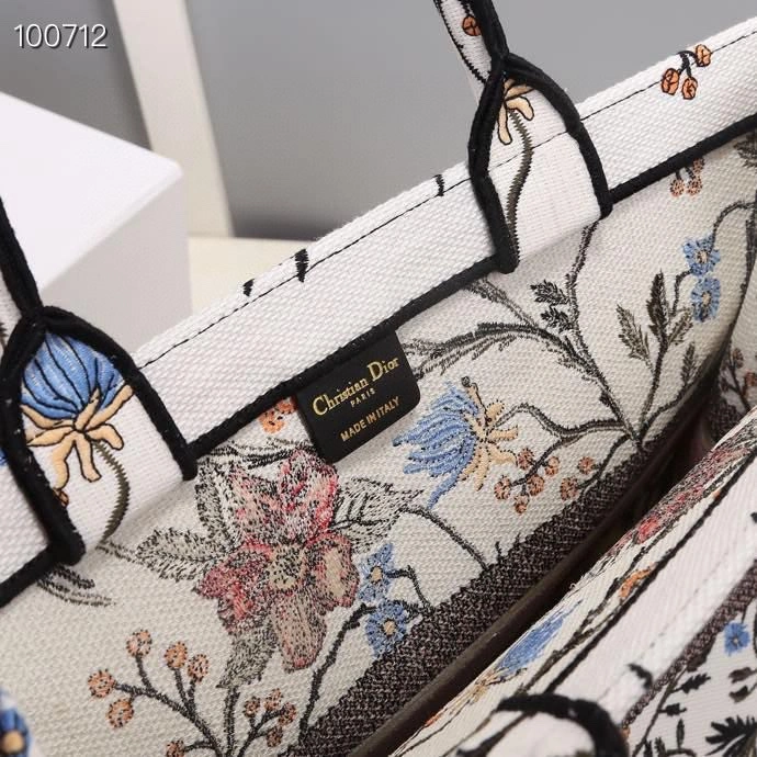 D*ior Handbag Top Quality HT 20231017-52 36.5*28*17.5 cm TechFriendly 7624