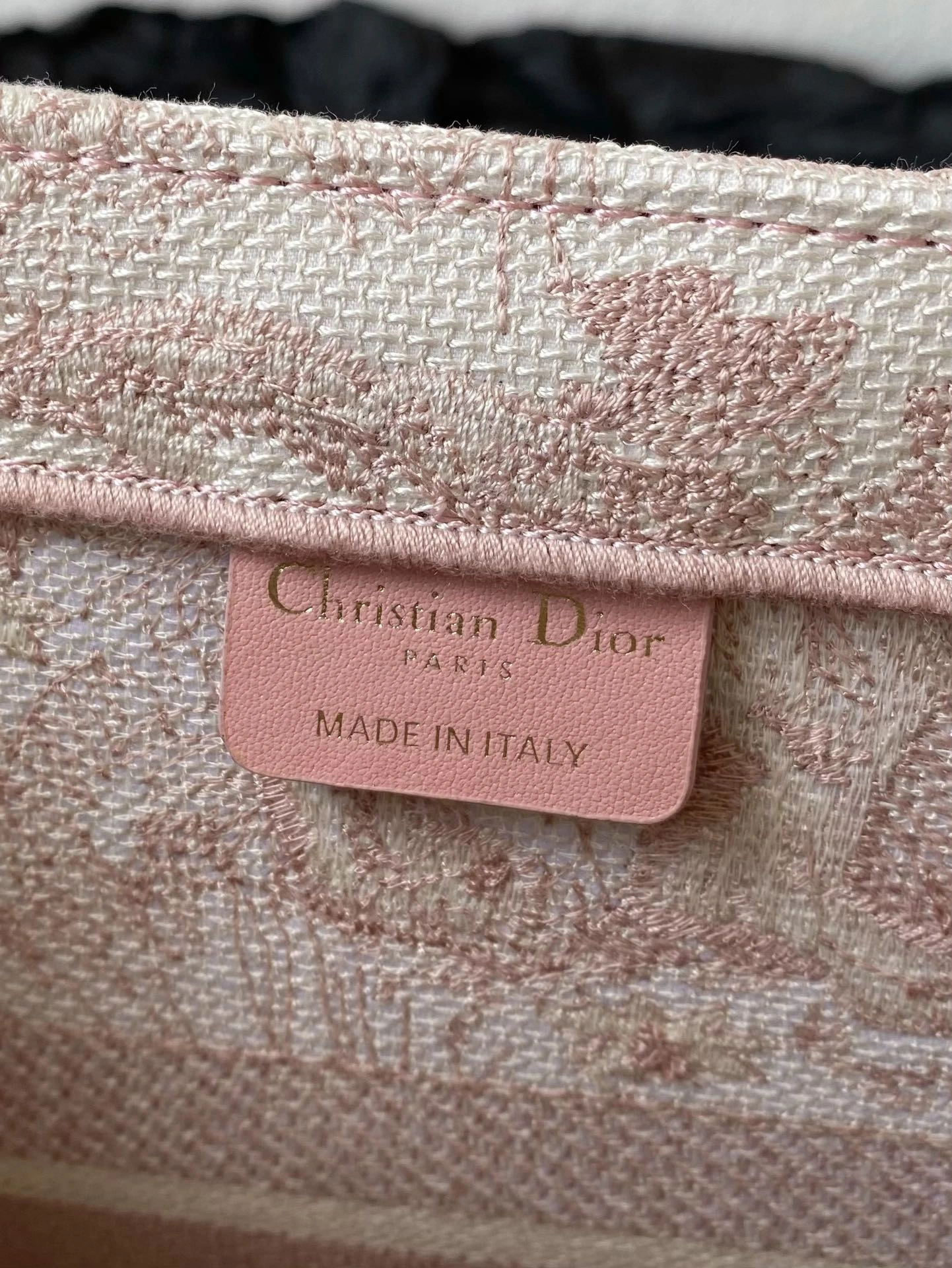 RelaxedFit D*ior Handbag Top Quality HT 20231017-63 41.5*38*18 cm 7613