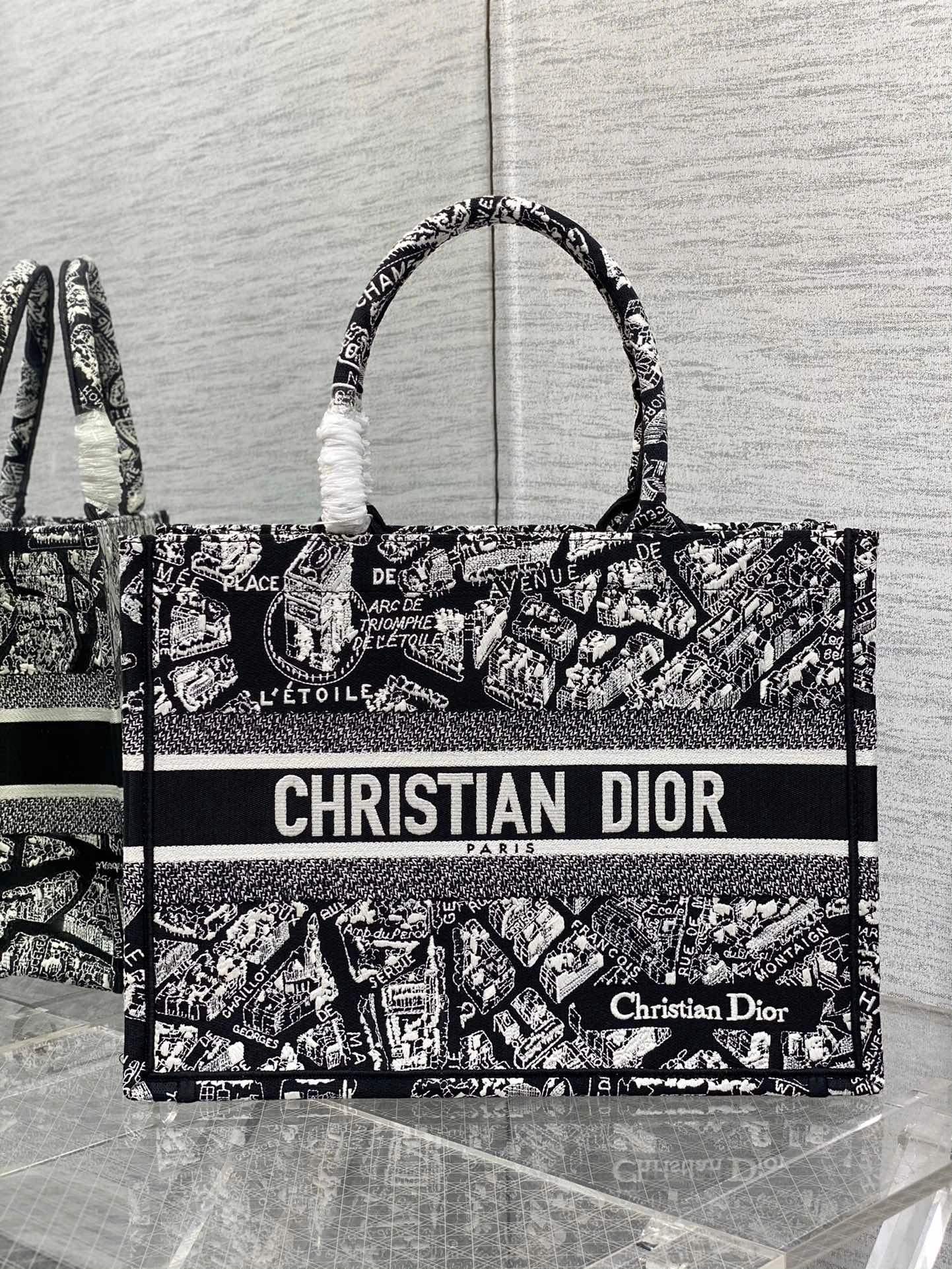 D*ior Handbag Top Quality HT 20231017-77 36.5*28*17.5 cm Youthful 7600